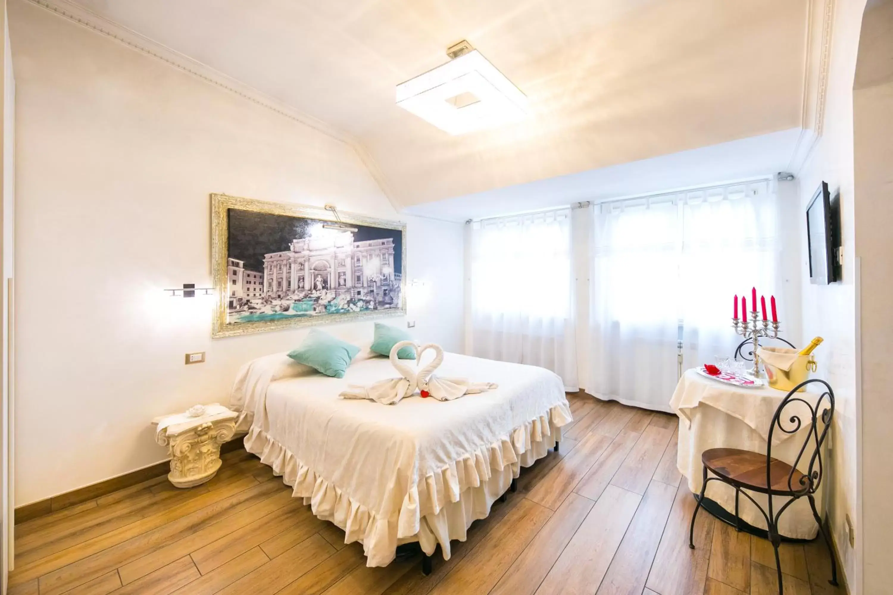 Photo of the whole room, Bed in Suites Roma Tiburtina Economy