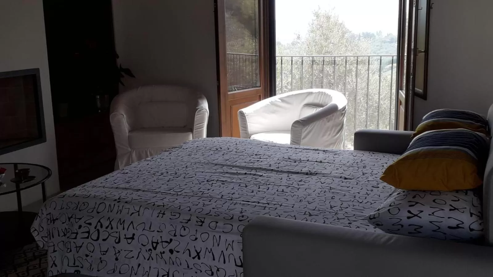 Bed in Villa Angiolina, Molise