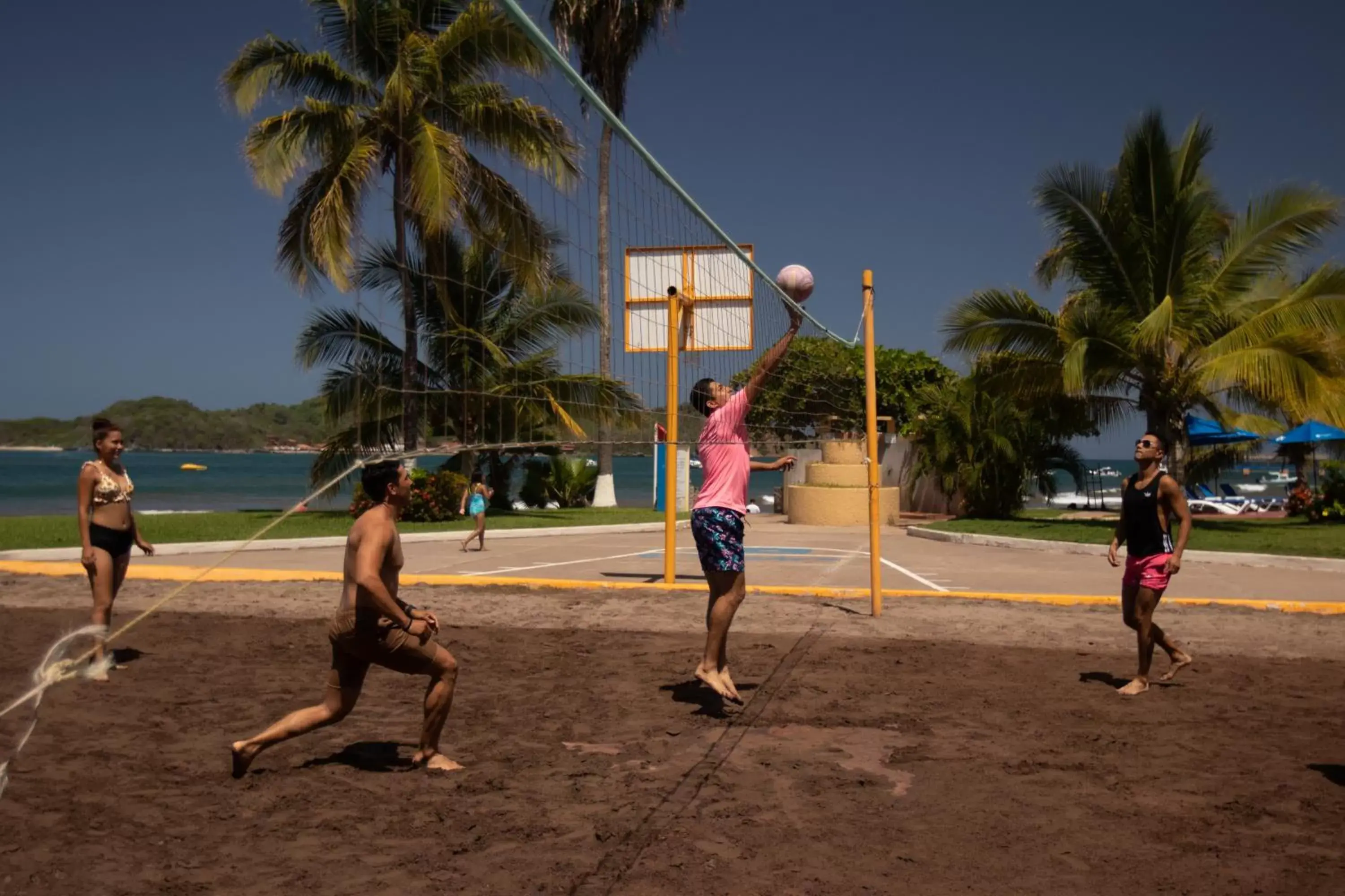 Activities, Other Activities in Qualton Club Ixtapa All Inclusive