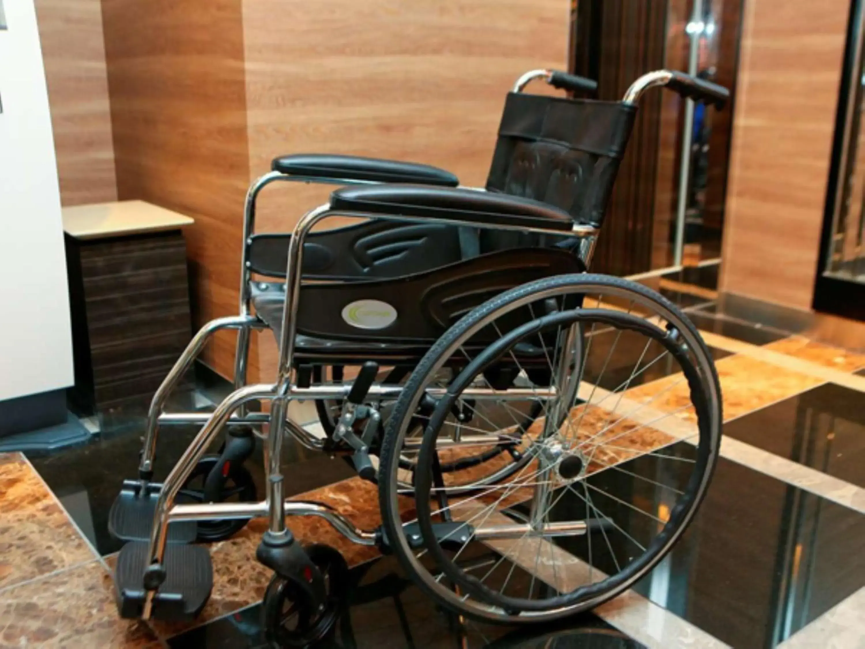 acessibility in APA Hotel Roppongi Ekimae