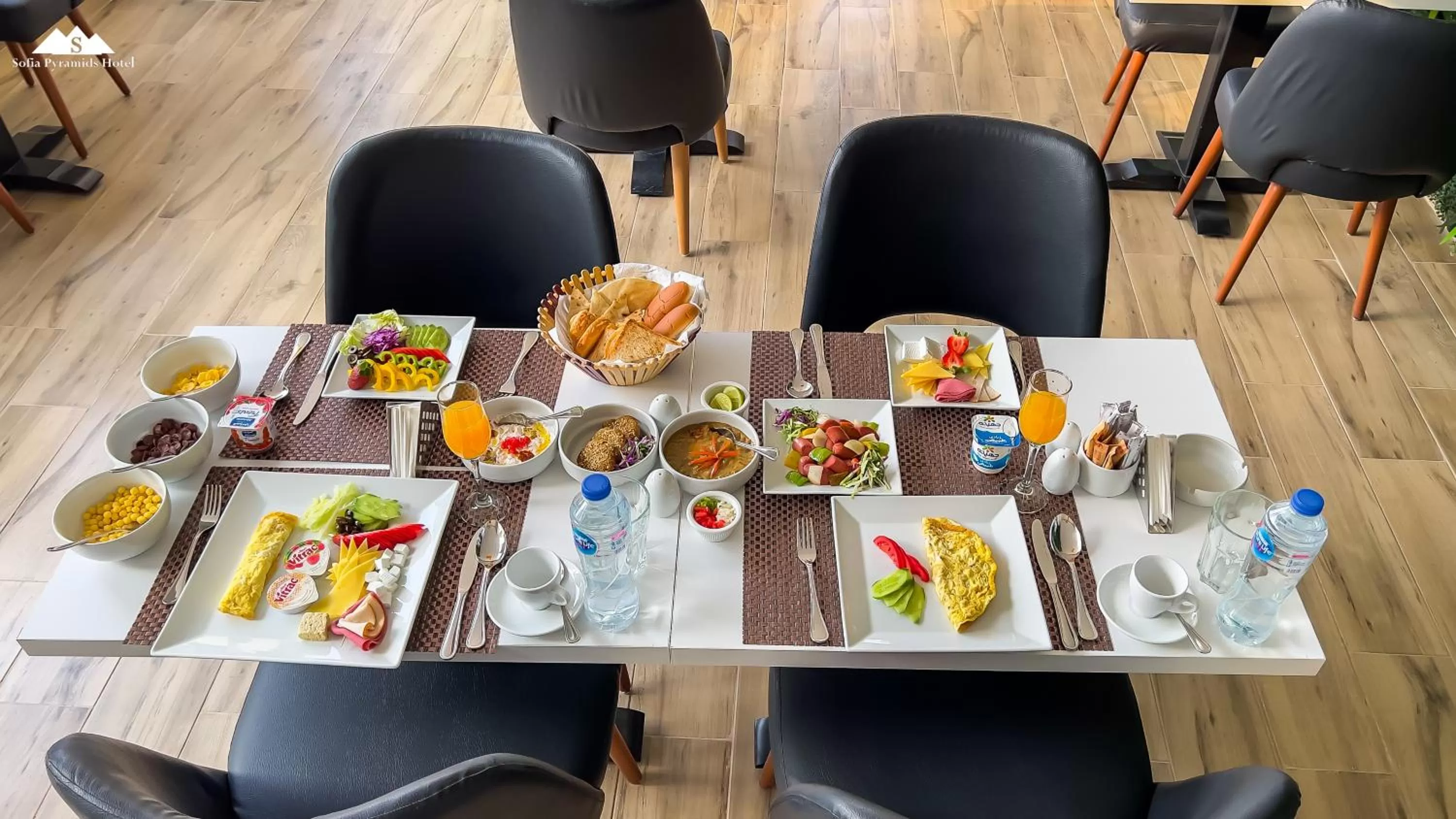 Restaurant/places to eat in Sofia Pyramids Hotel