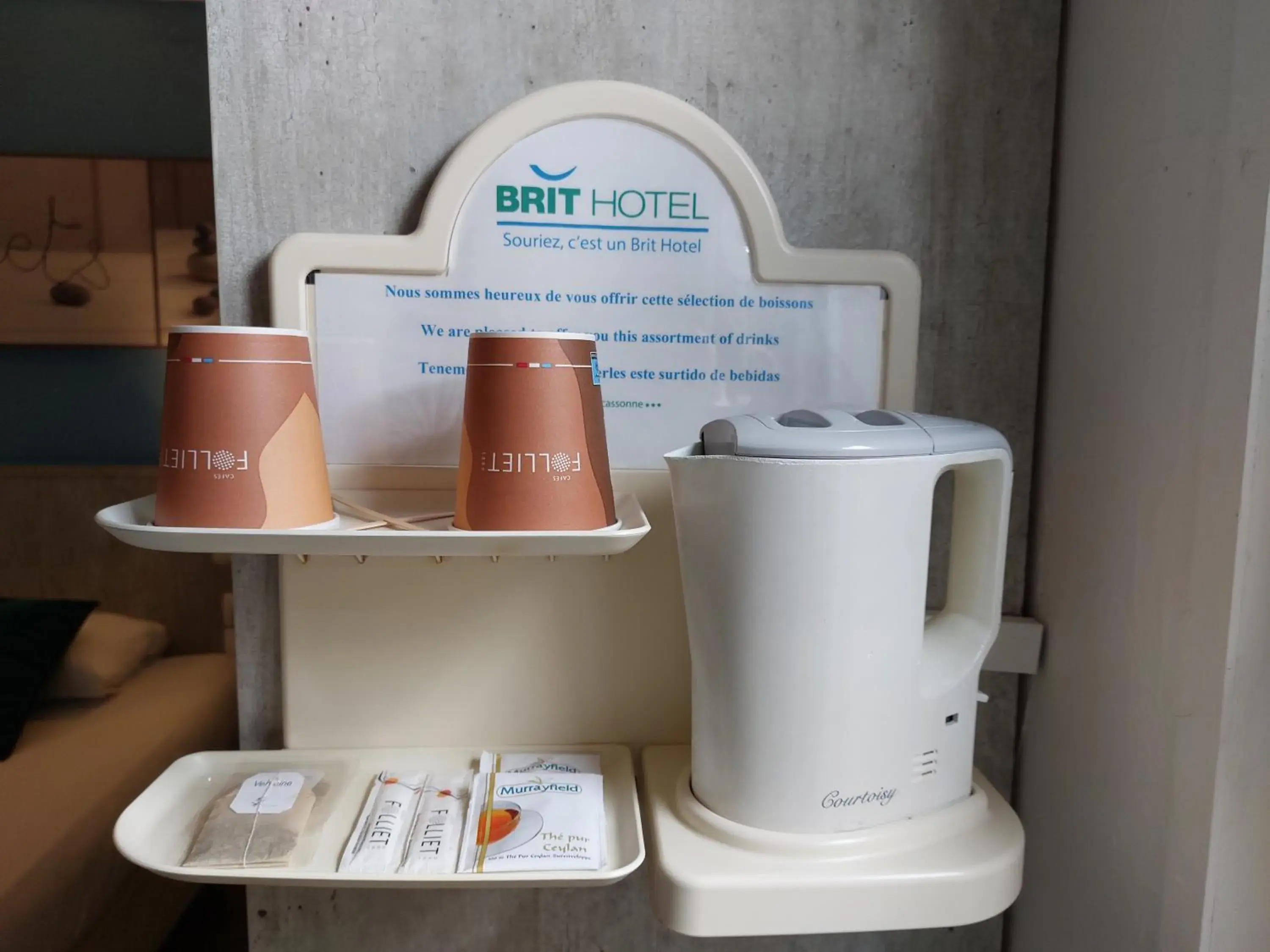 Coffee/tea facilities in Brit Hotel Bosquet Carcassonne Cit