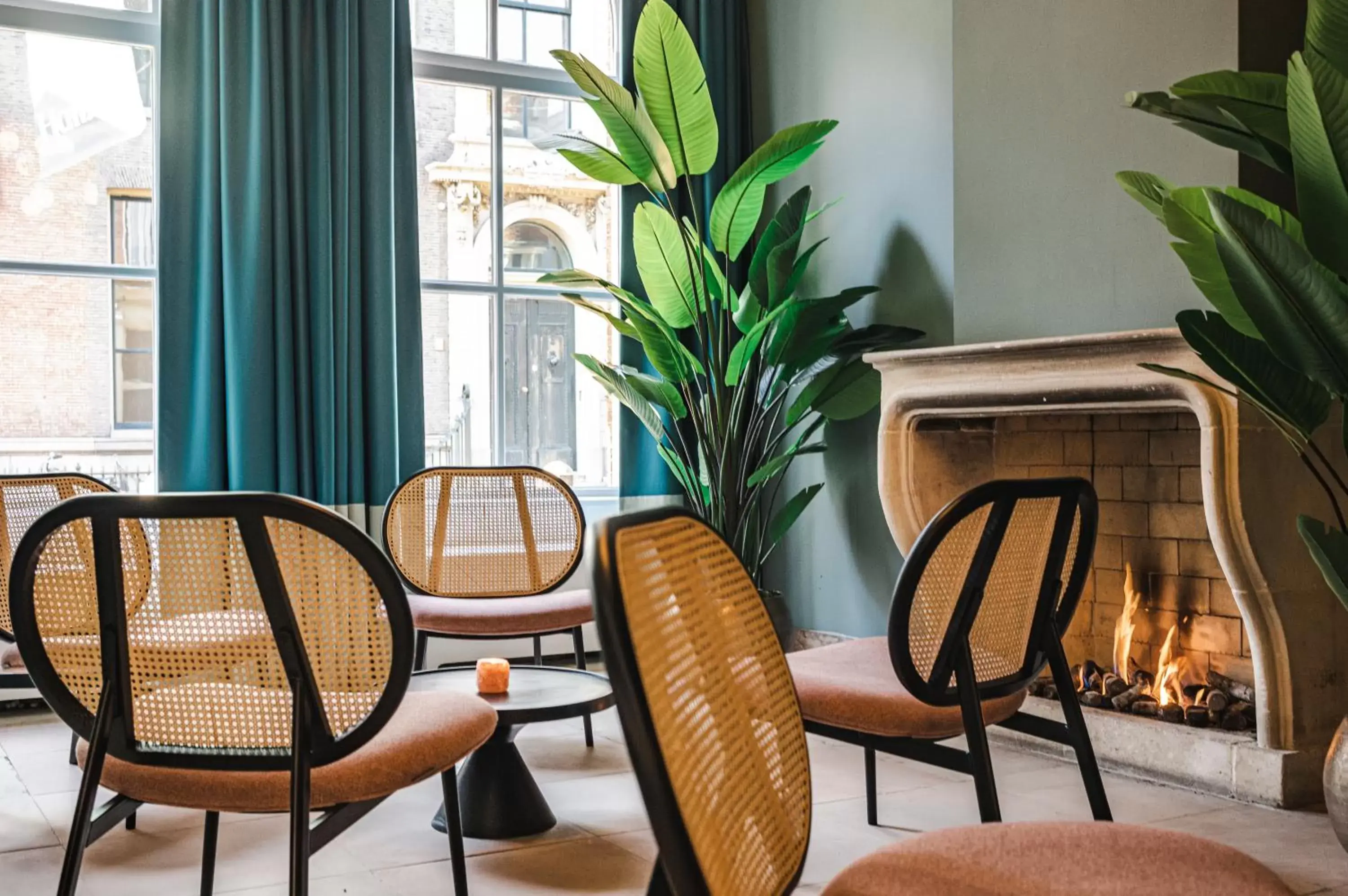 Seating Area in Hotel Halbert