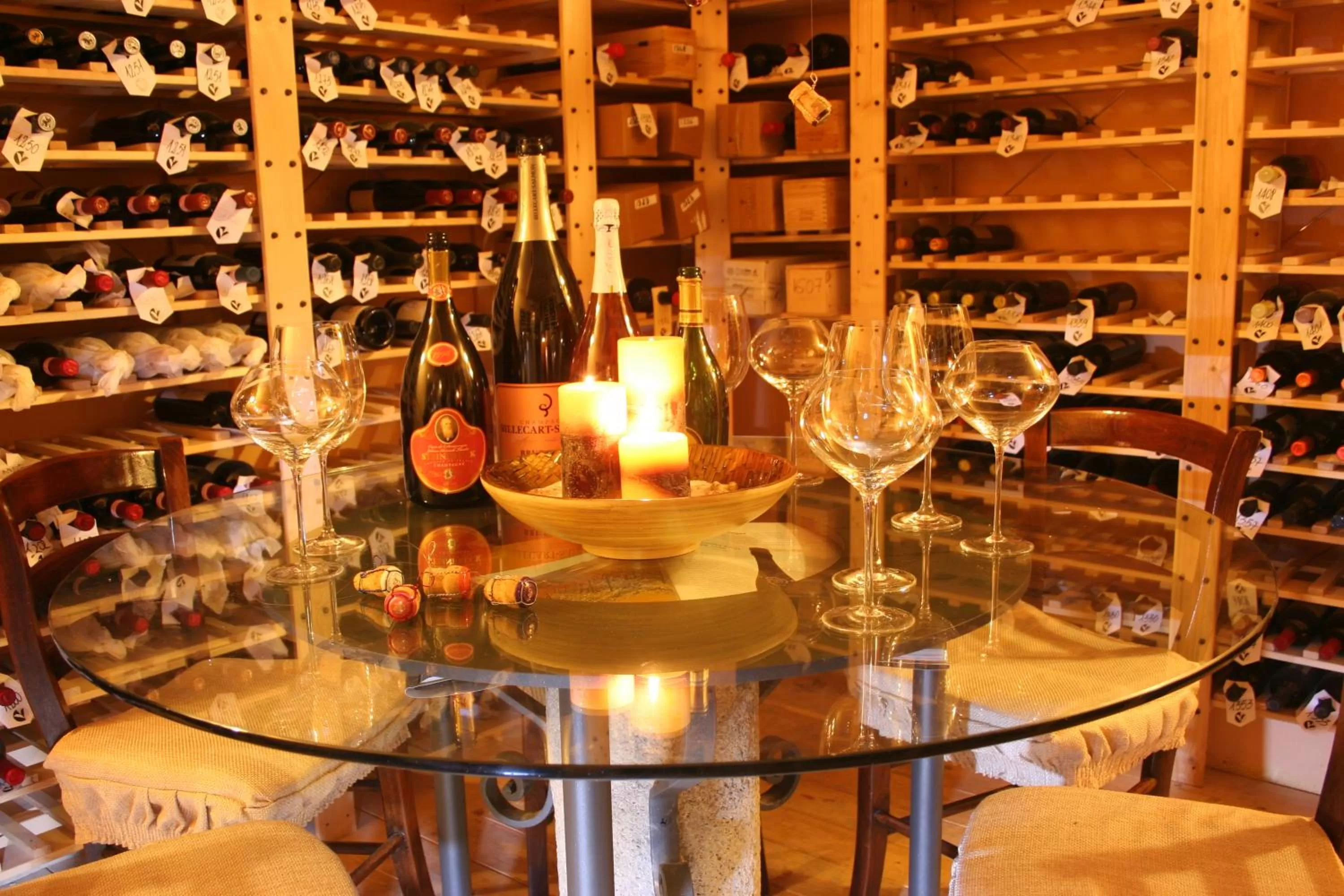 Restaurant/places to eat in Hotel Vittoria