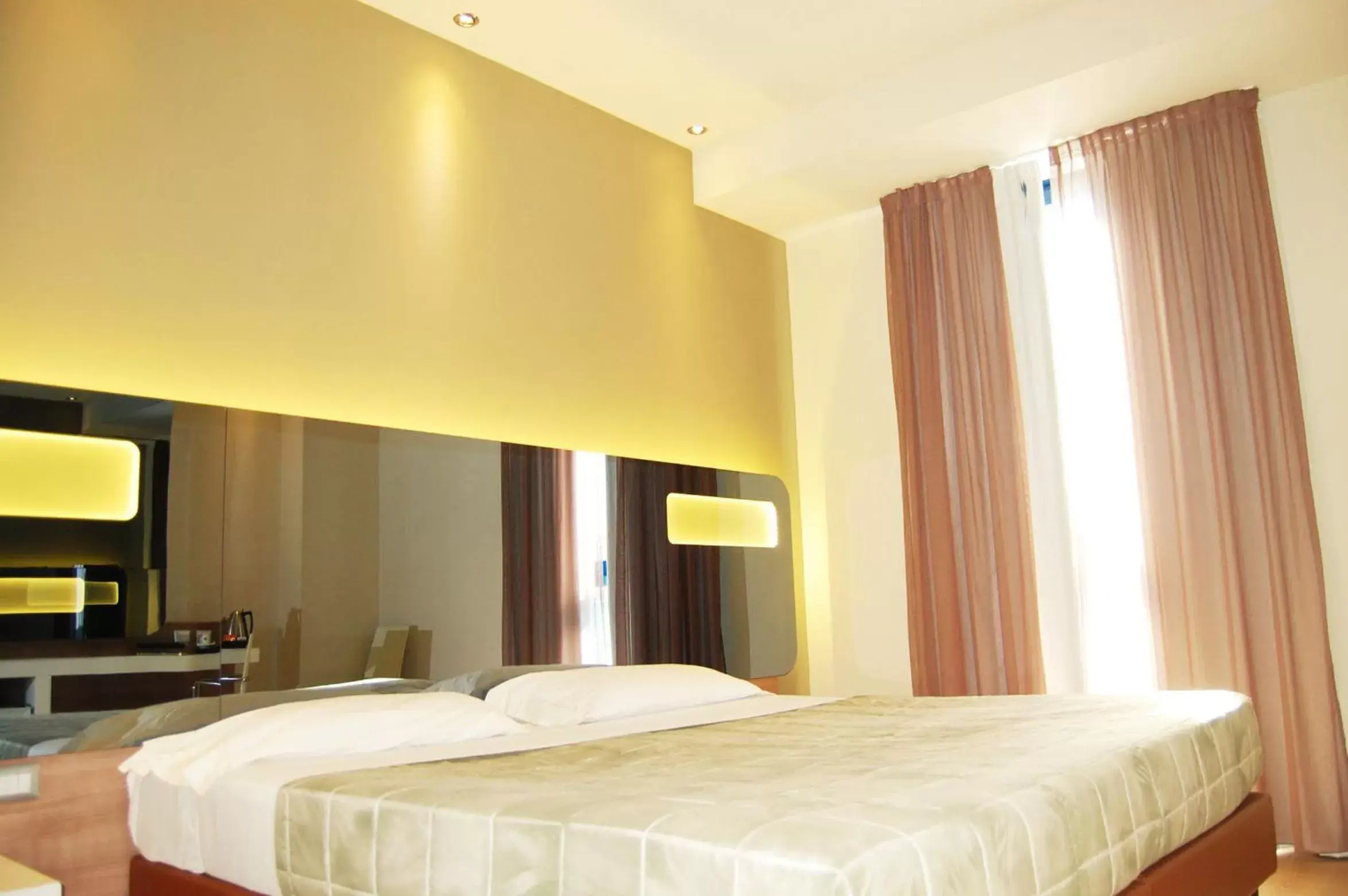 Bedroom, Bed in Idea Hotel Plus Savona Bedroom, Bed in Idea Hotel Plus Savona