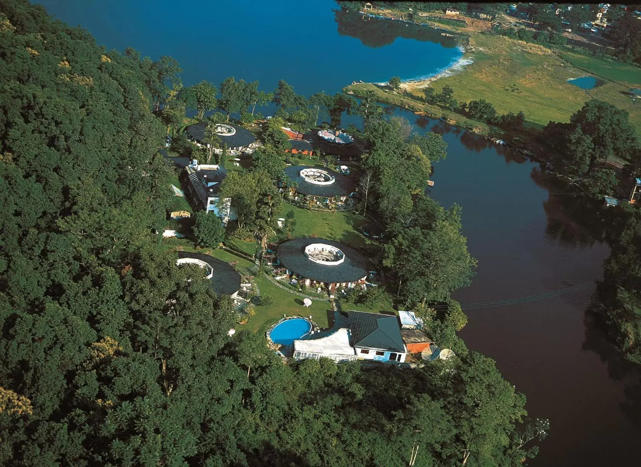 Property building, Bird's-eye View in Fish Tail Lodge