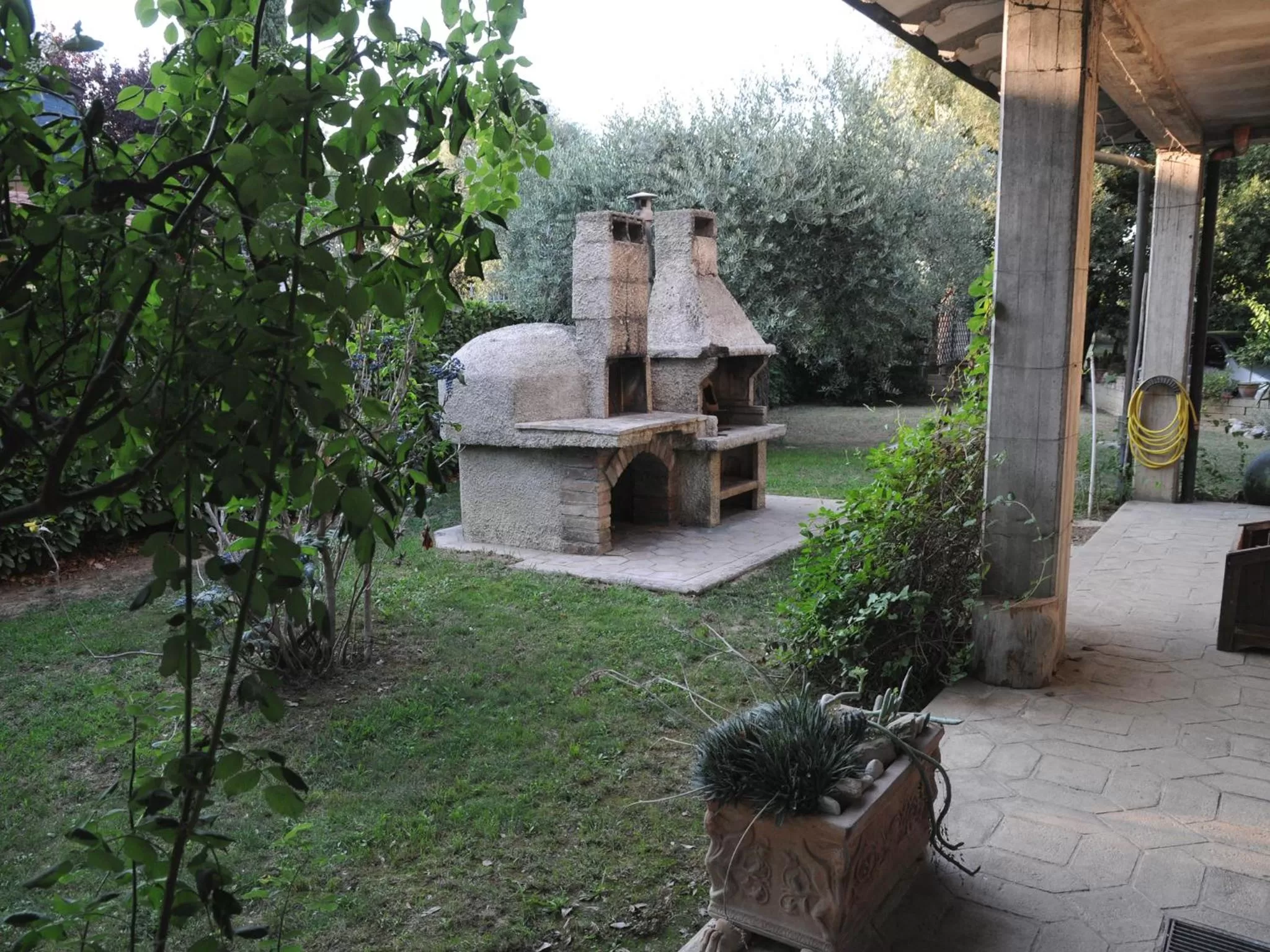 Garden in B&B Luce Riflessa