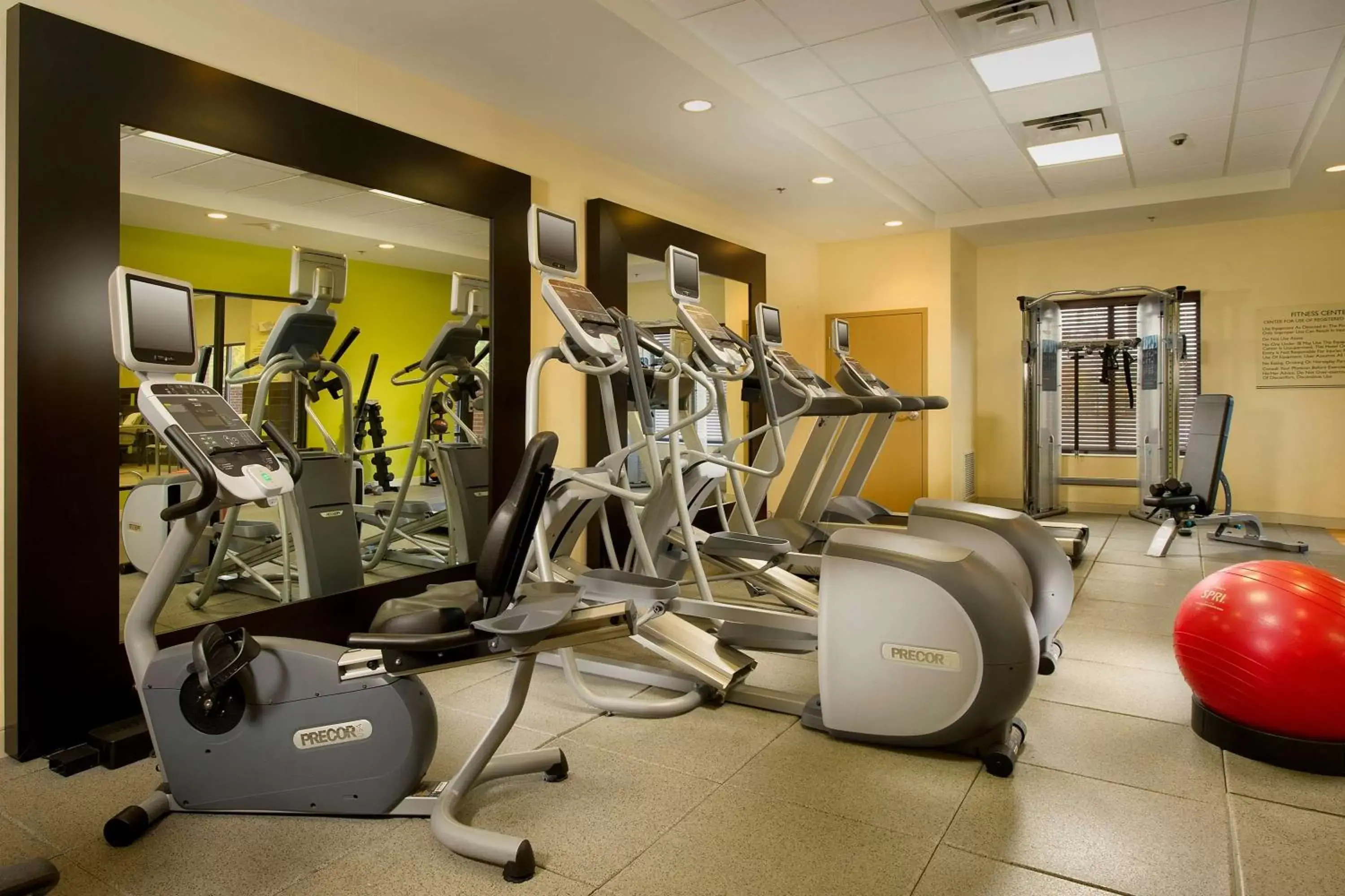 Fitness centre/facilities, Fitness Center/Facilities in Hilton Garden Inn Indianapolis Northwest