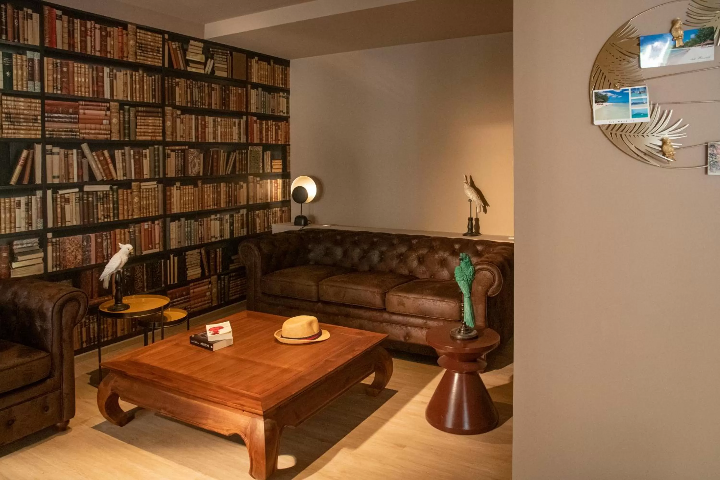 Lounge or bar in ibis Styles Beaulieu sur Mer