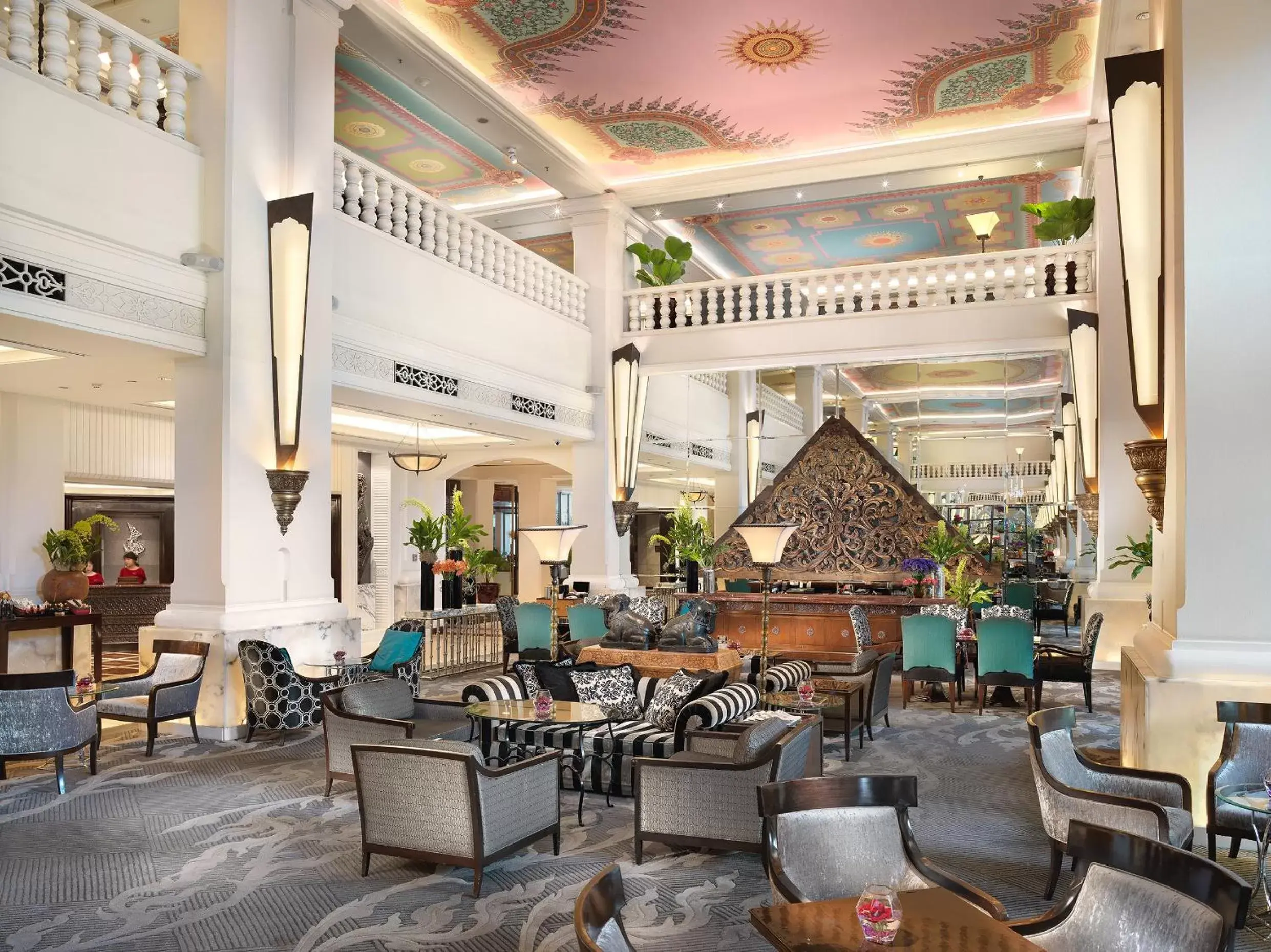Lobby or reception in Anantara Siam Bangkok Hotel