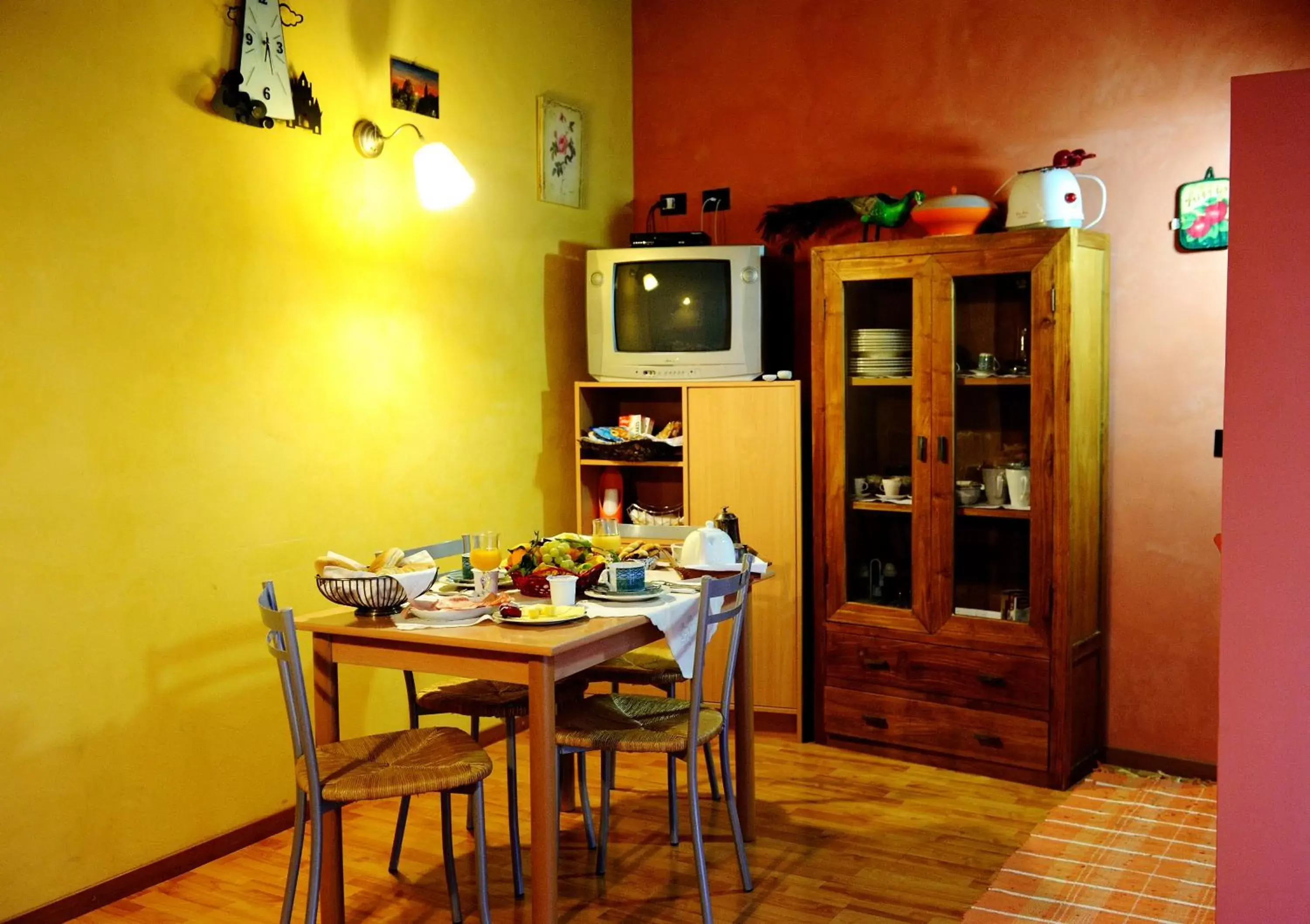 Living room, Dining Area in B&B Le Casette Di Lù