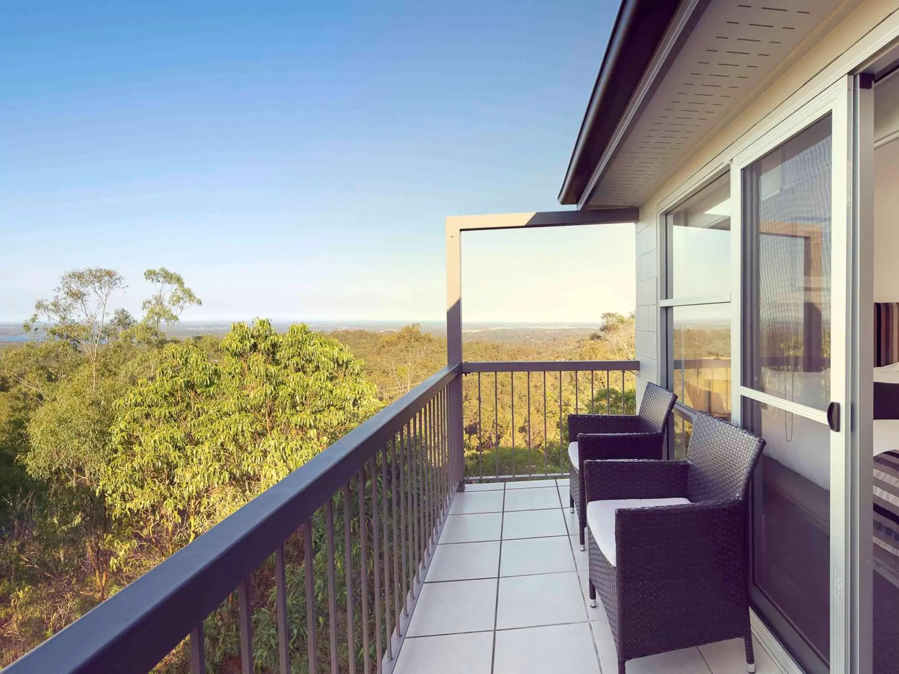 Photo of the whole room, Balcony/Terrace in Mercure Clear Mountain Lodge