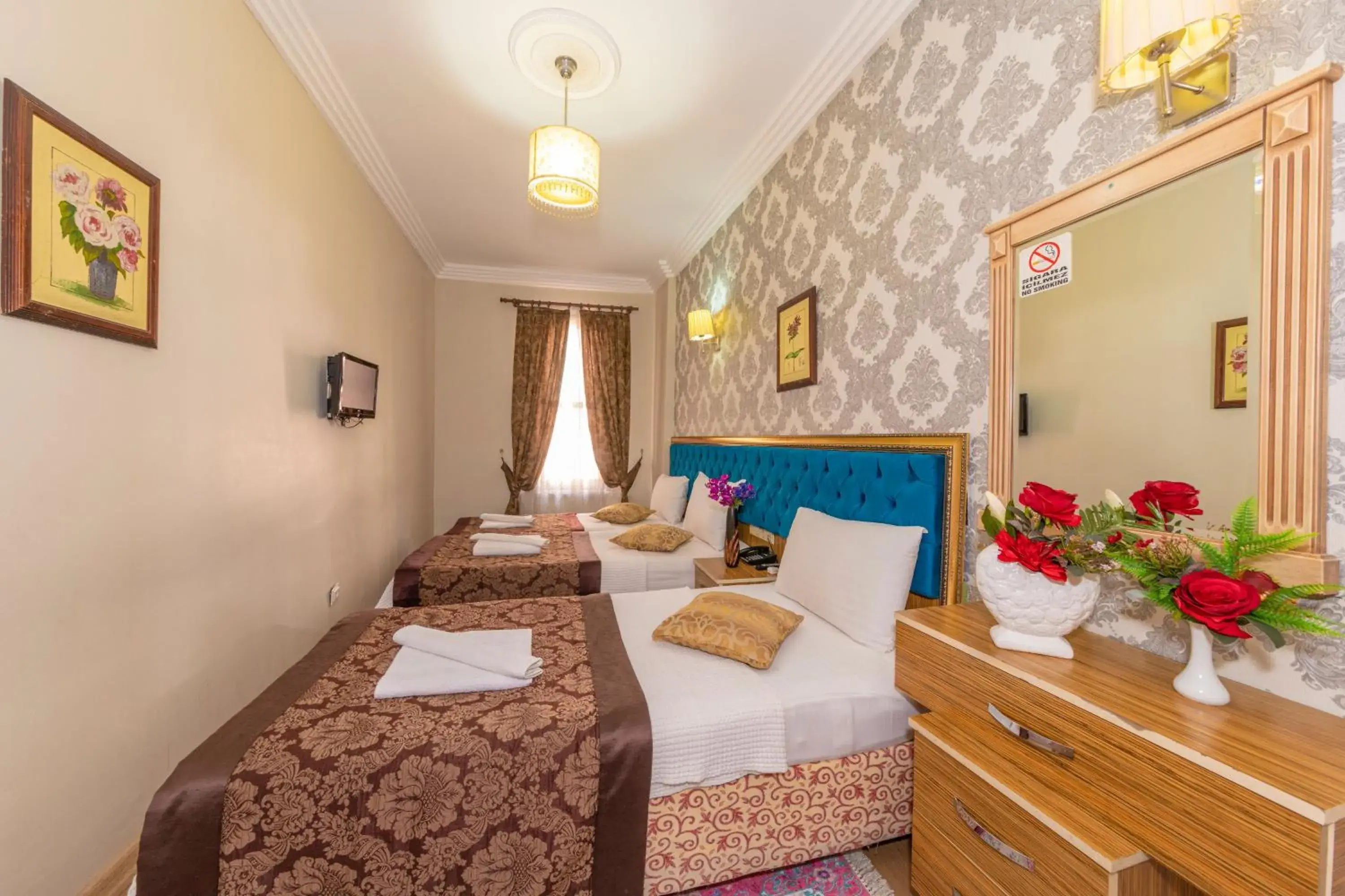 Photo of the whole room, Bed in Ista Palace Hotel