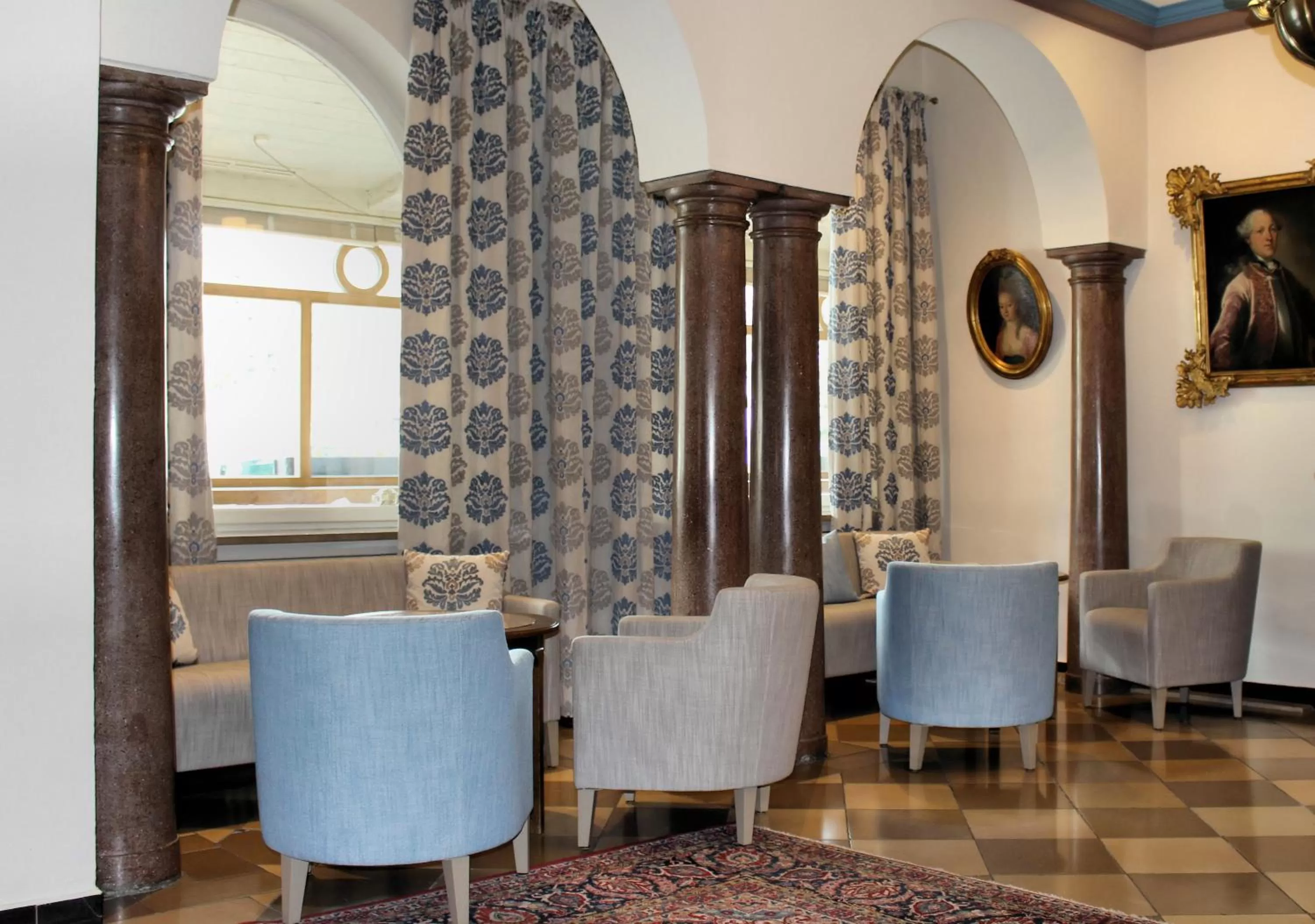 Lobby or reception in Reindl's Partenkirchener Hof