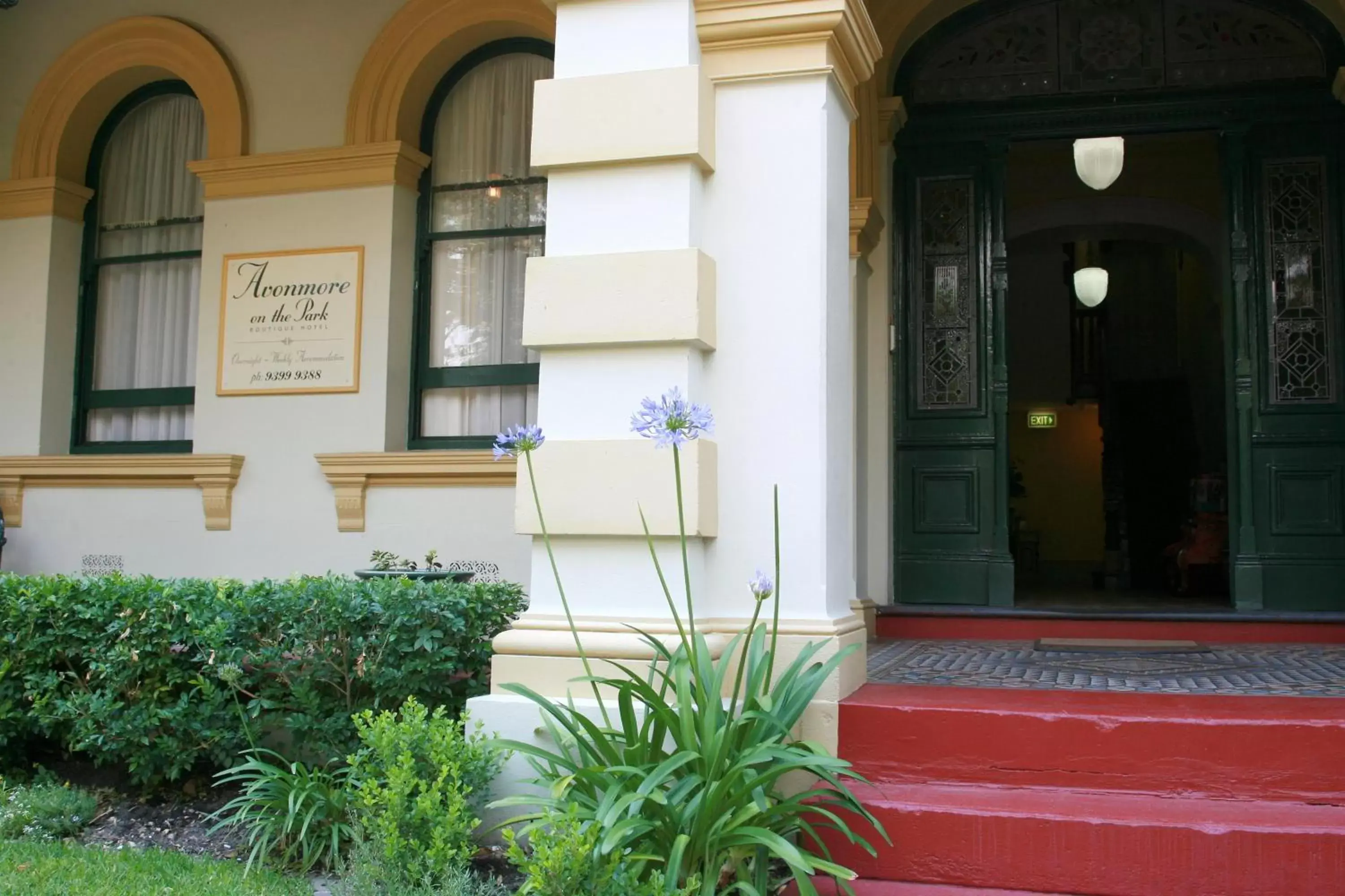 Facade/entrance in Avonmore On The Park Boutique Hotel