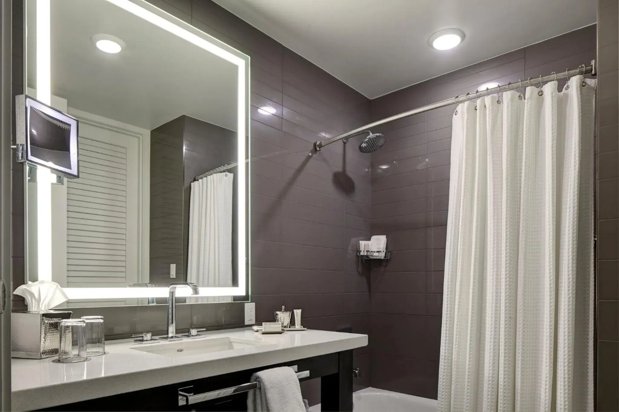 Bathroom in Archer Hotel Austin