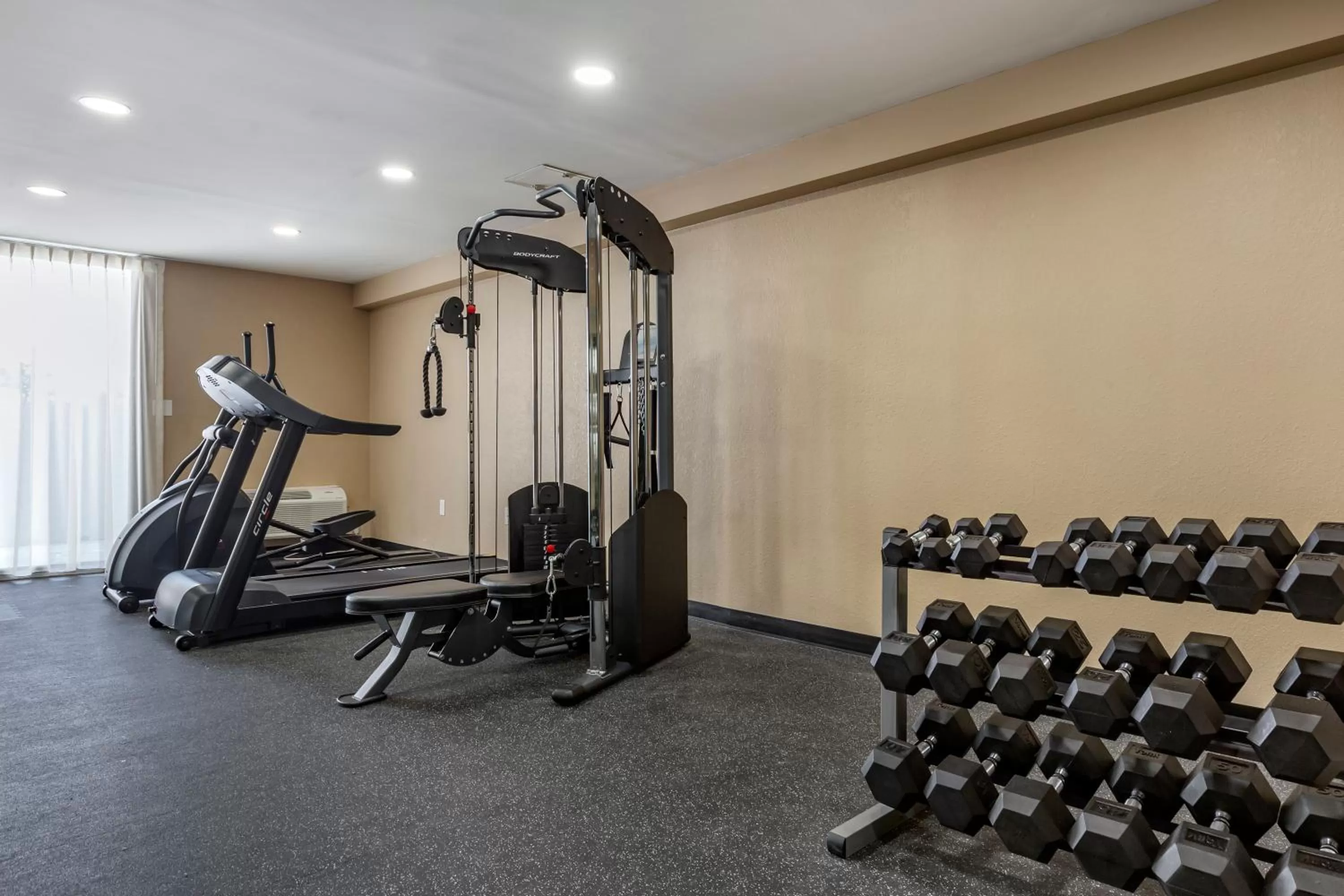 Fitness centre/facilities in Comfort Inn & Suites Spring Lake - Fayetteville near Fort Bragg
