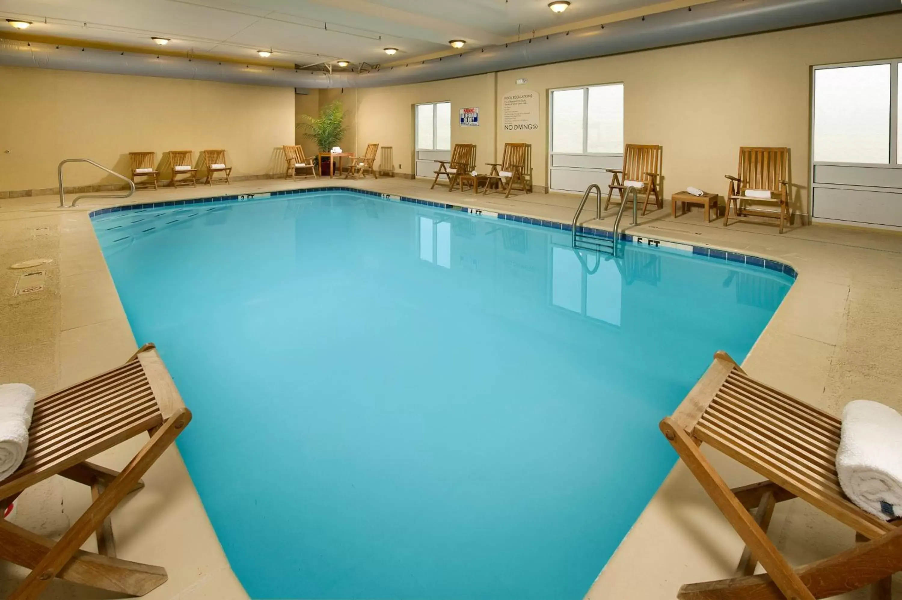 Swimming Pool in Holiday Inn Express Hotel & Suites Lenoir City Knoxville Area, an IHG Hotel