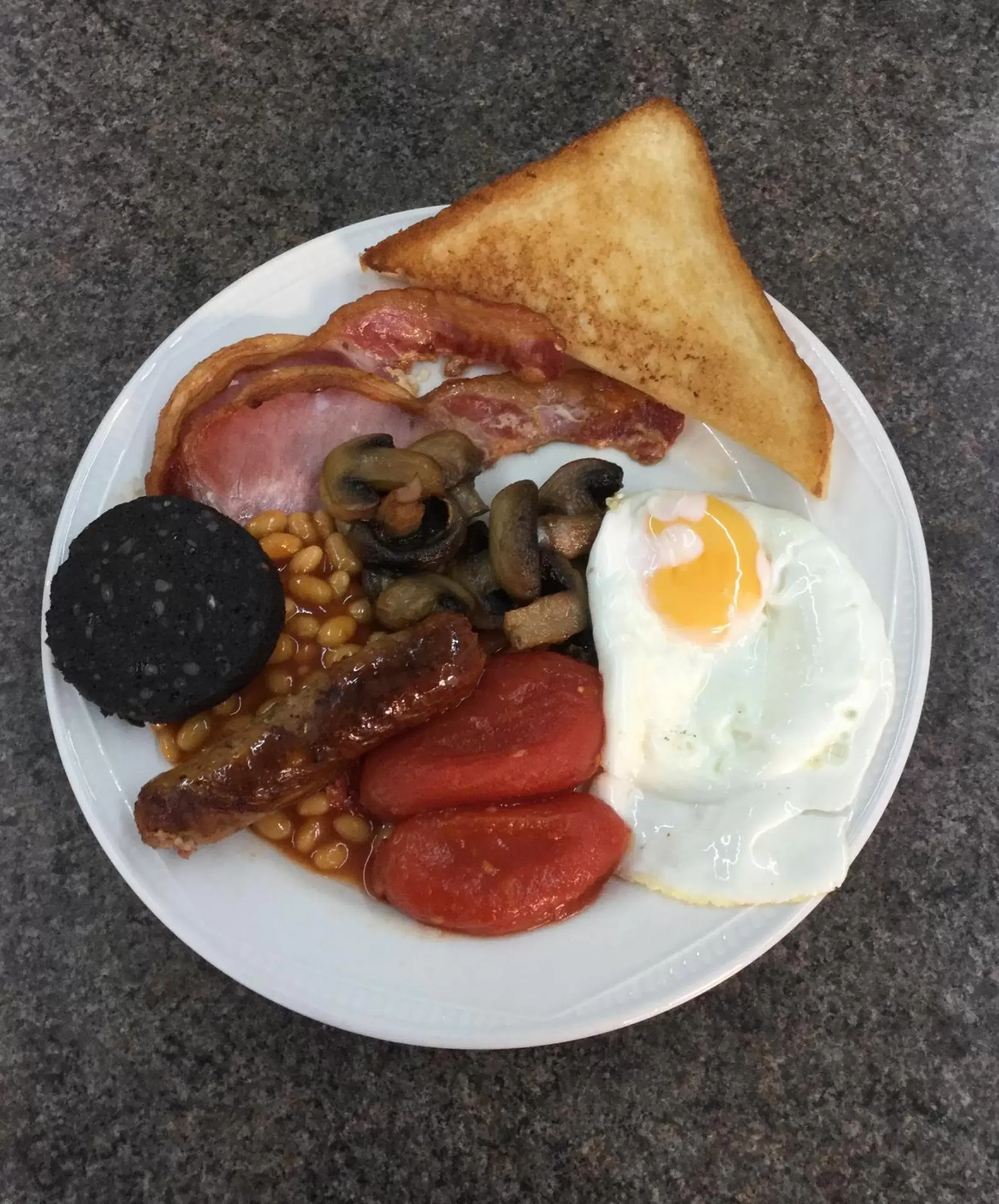 English/Irish breakfast, Food in Clumber House Hotel