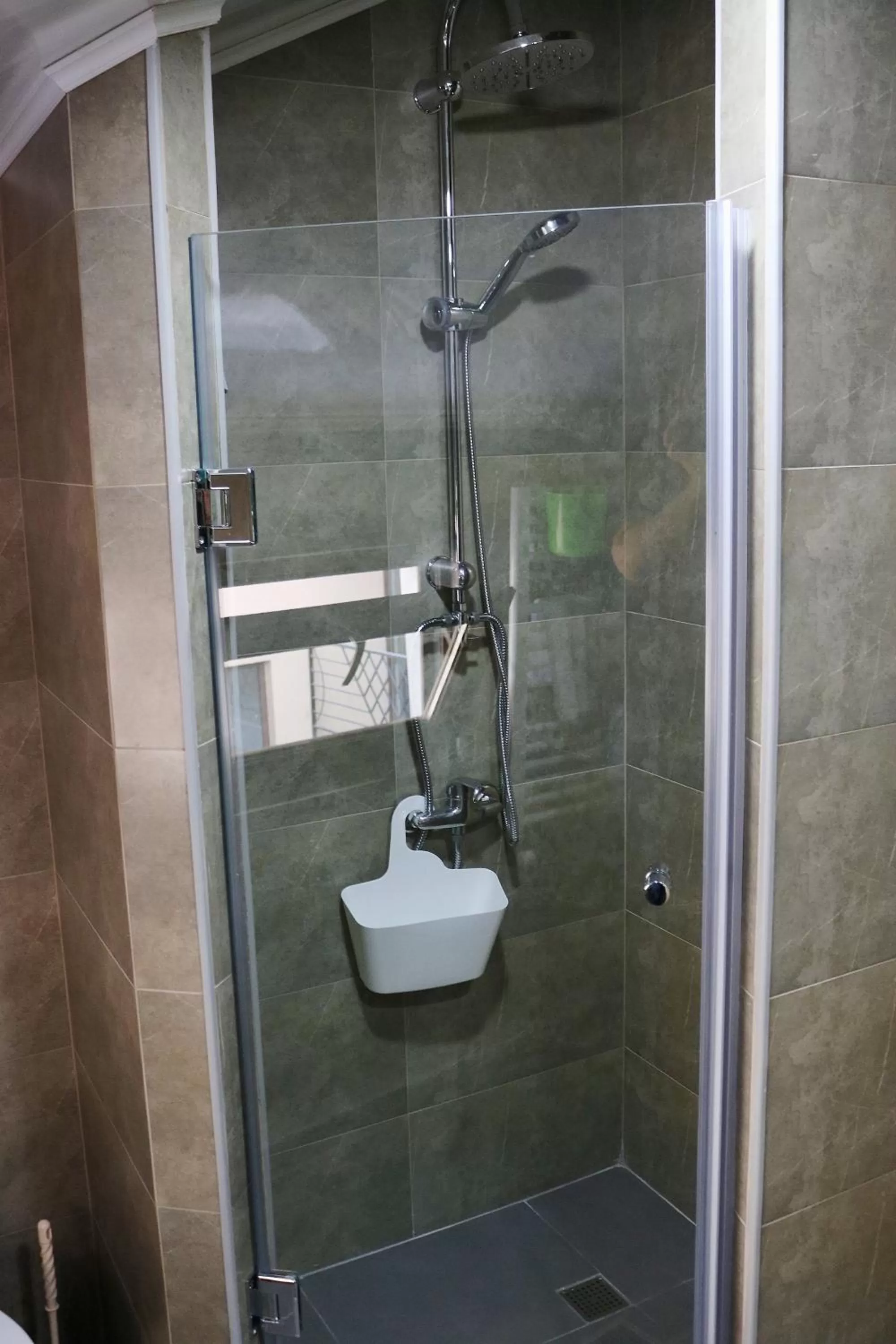 Bathroom in Luxors Garden