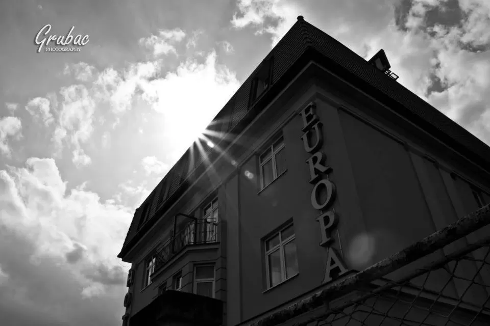 Facade/entrance in Hotel Europa