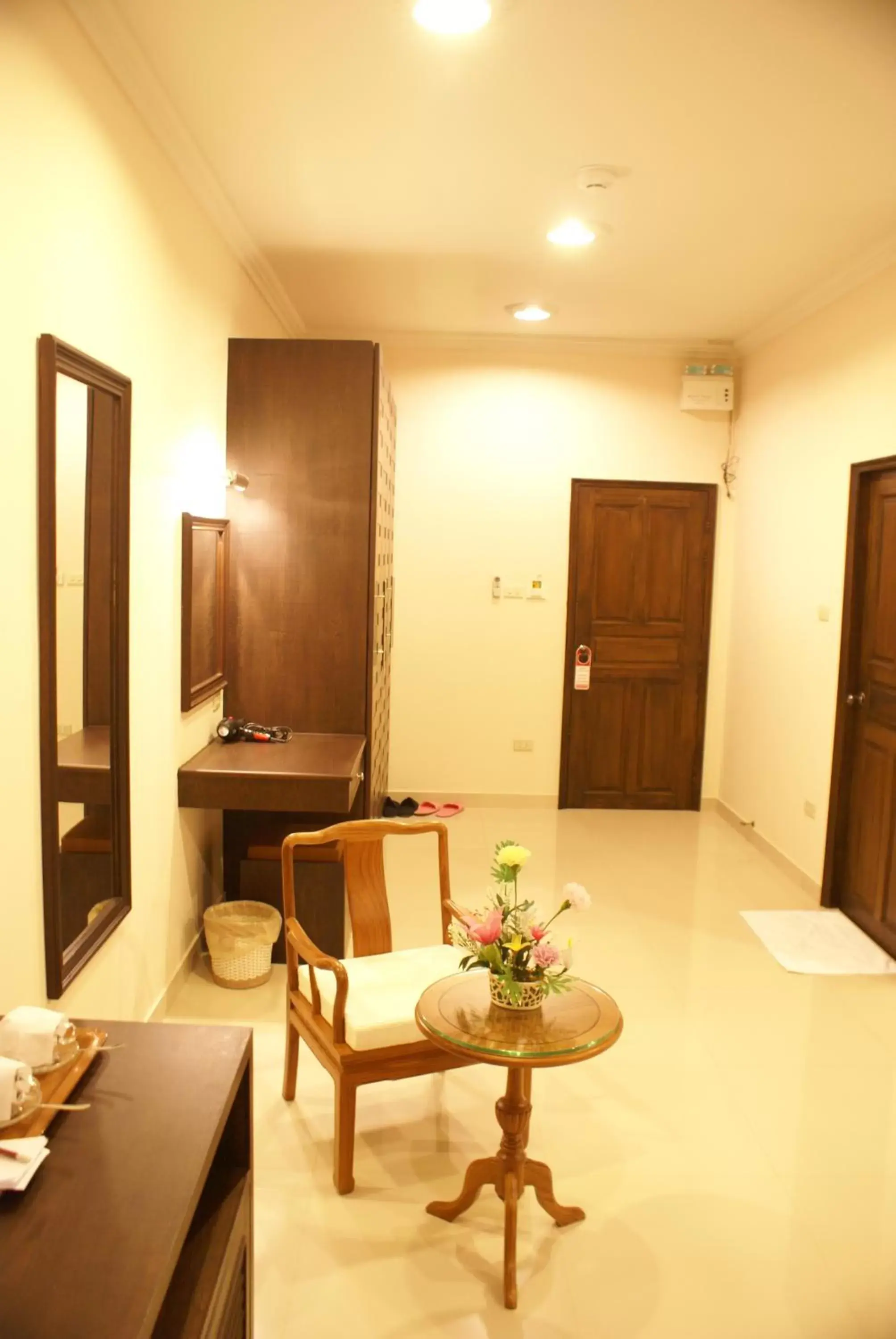 Bedroom, Seating Area in Serene Sands Health Resort