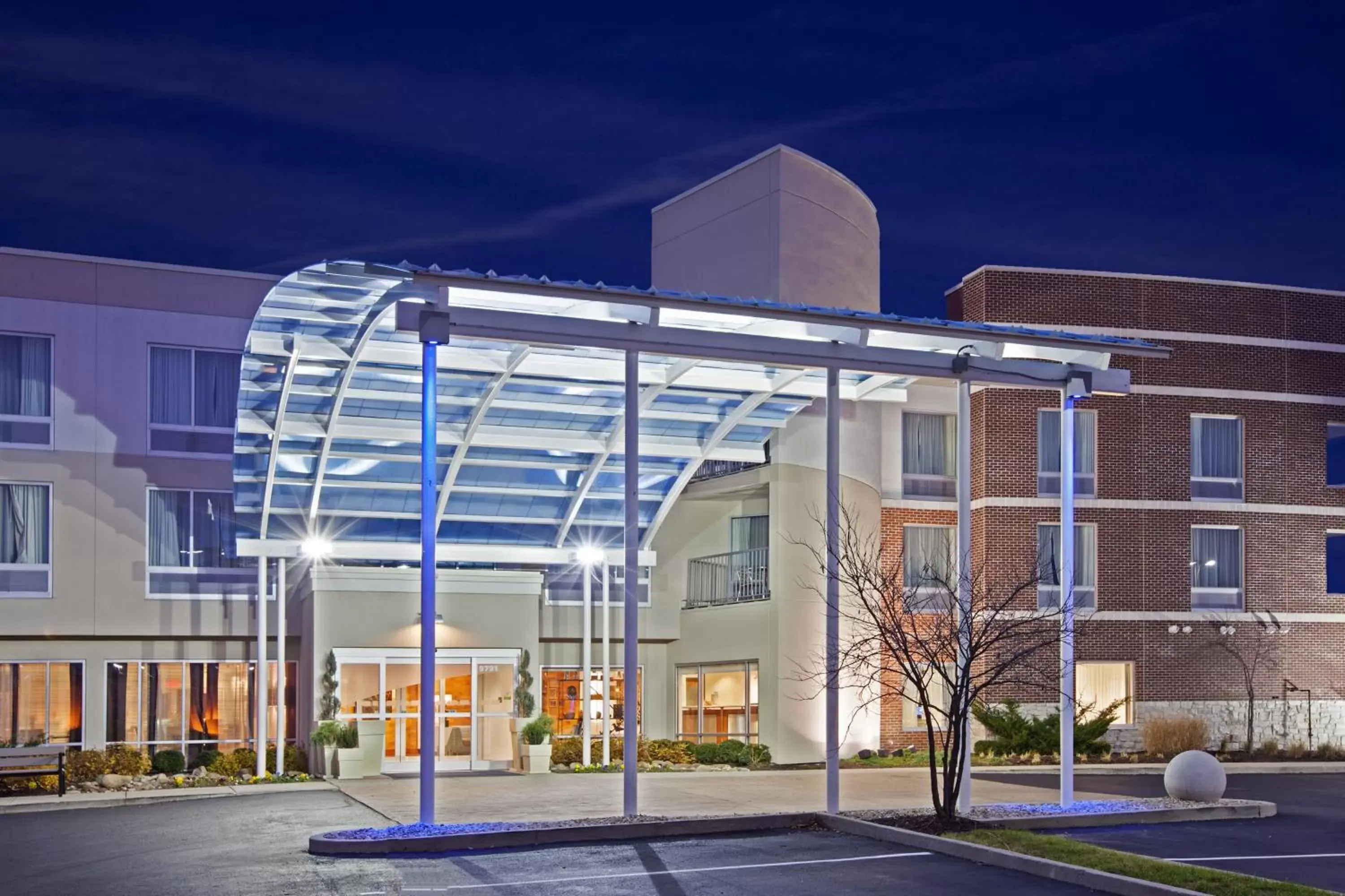 Property Building in Holiday Inn Express Indianapolis - Fishers, an IHG Hotel