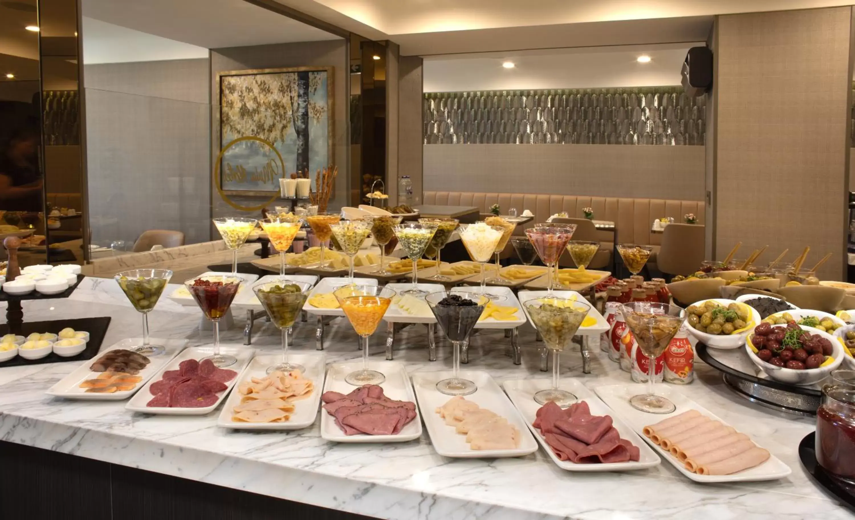 Food and drinks in Mula Hotel