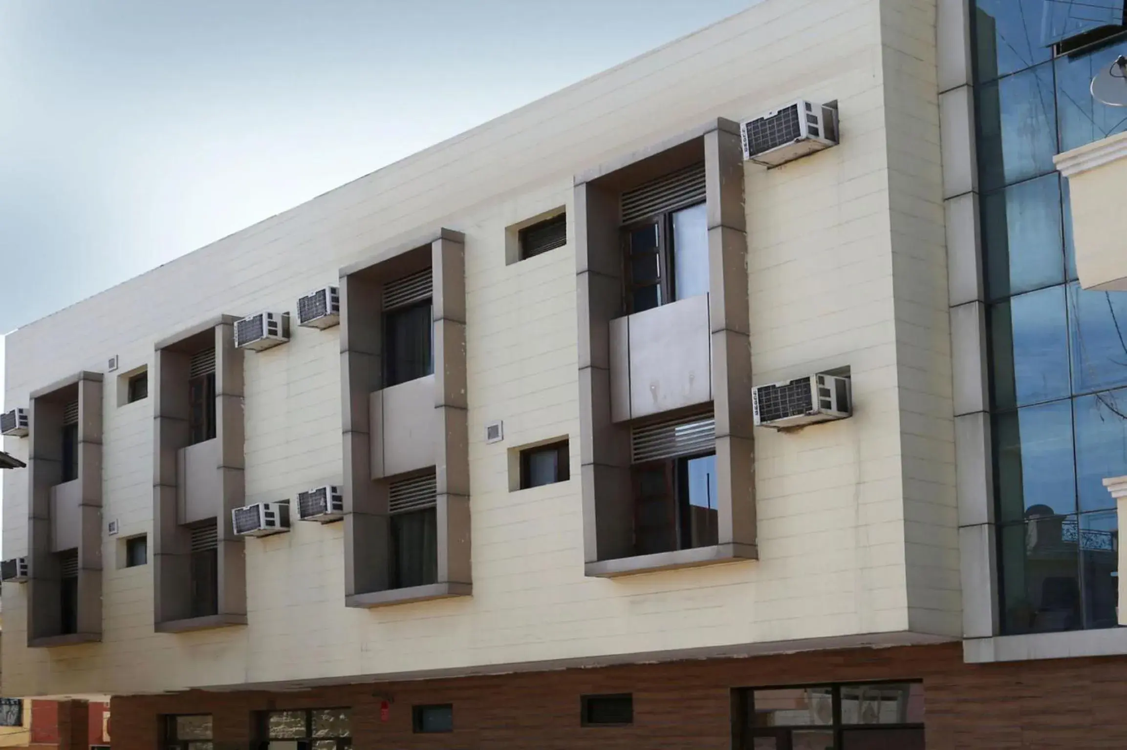 Facade/entrance, Property Building in Hotel Diamond Inn