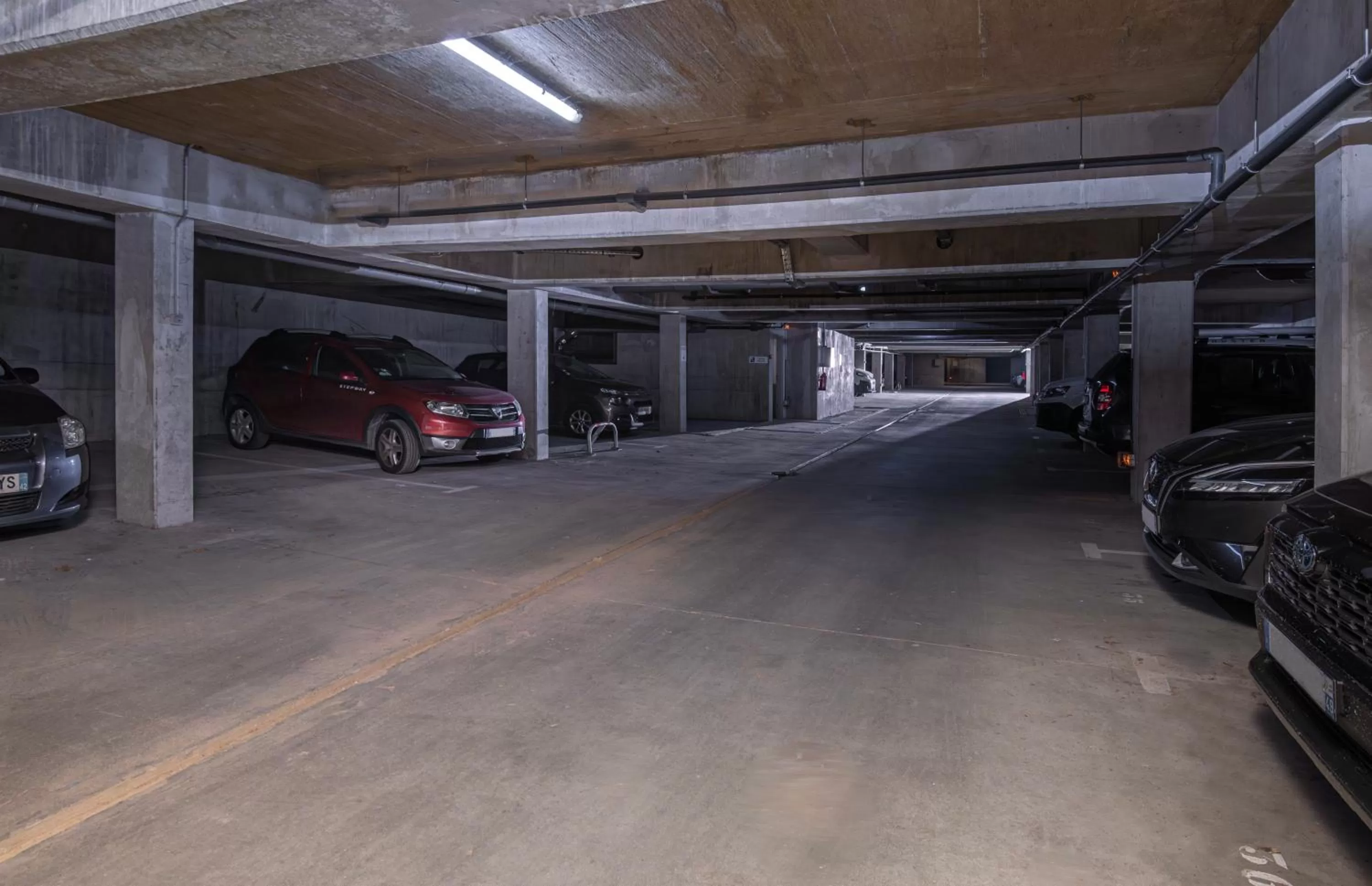 Parking in Apparthotel Privilodges Lyon Lumière