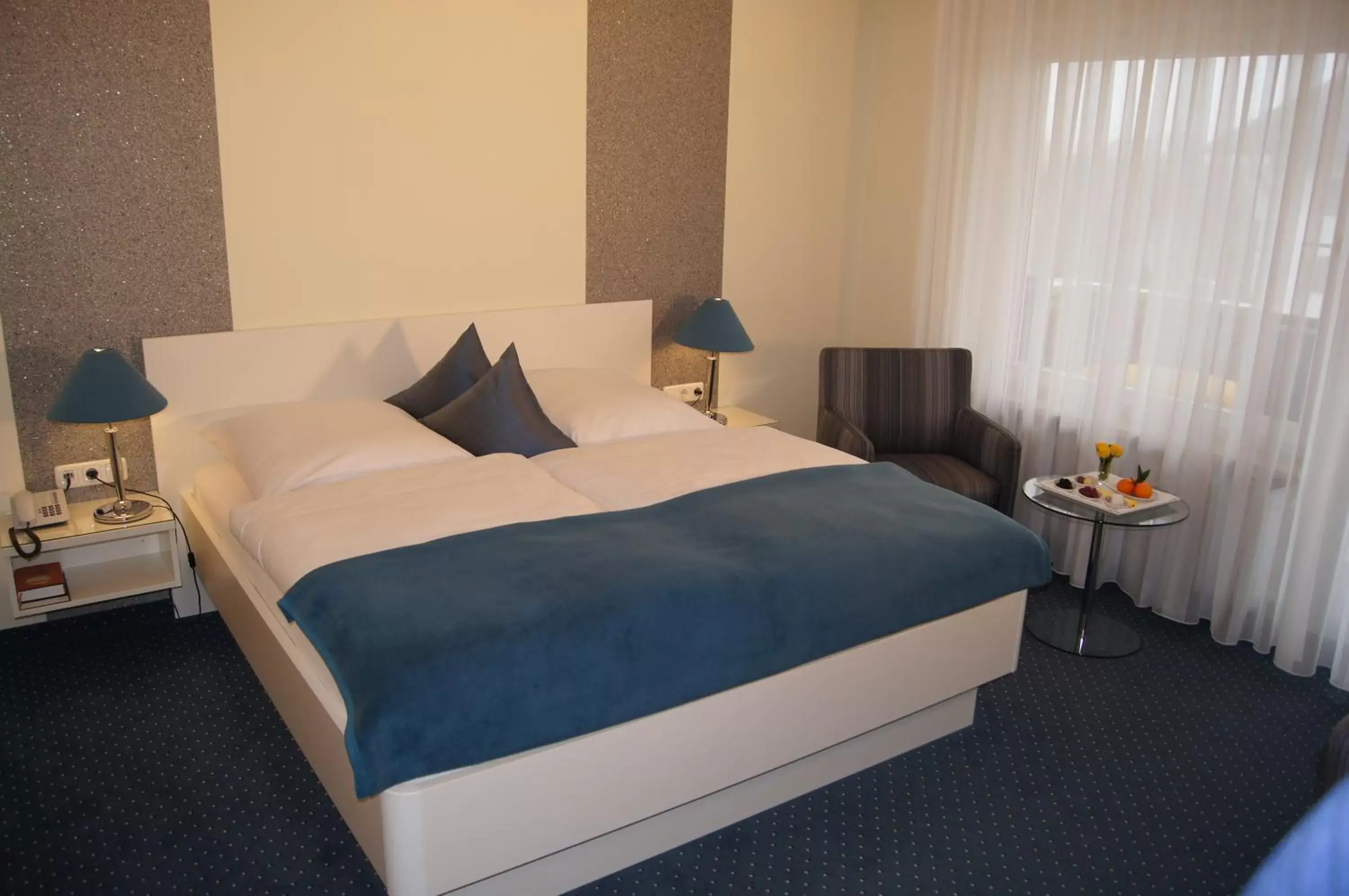 Double Room with Shower in Hotel Christine Double Room with Shower in Hotel Christine