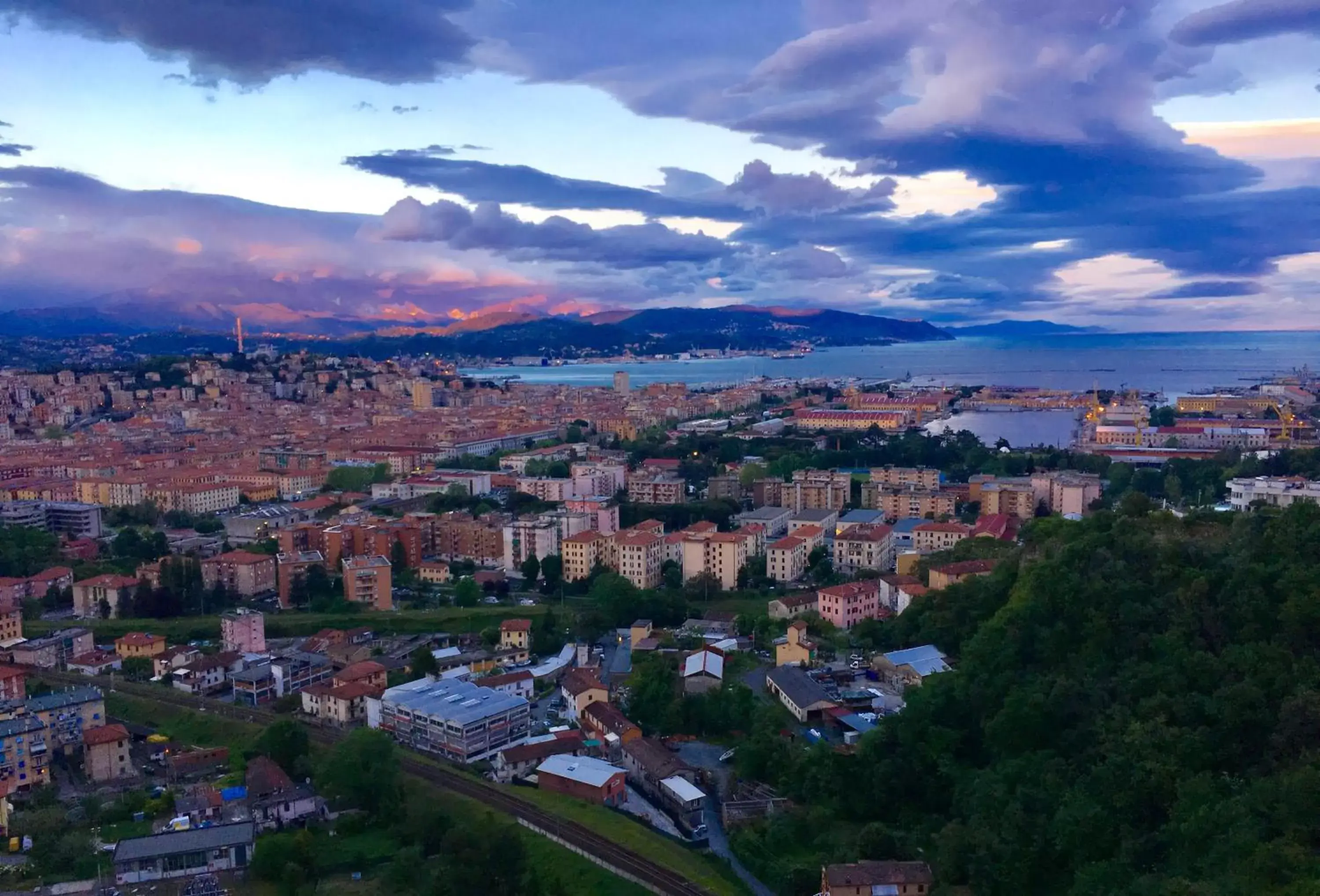 City view, Bird's-eye View in 88 Miglia