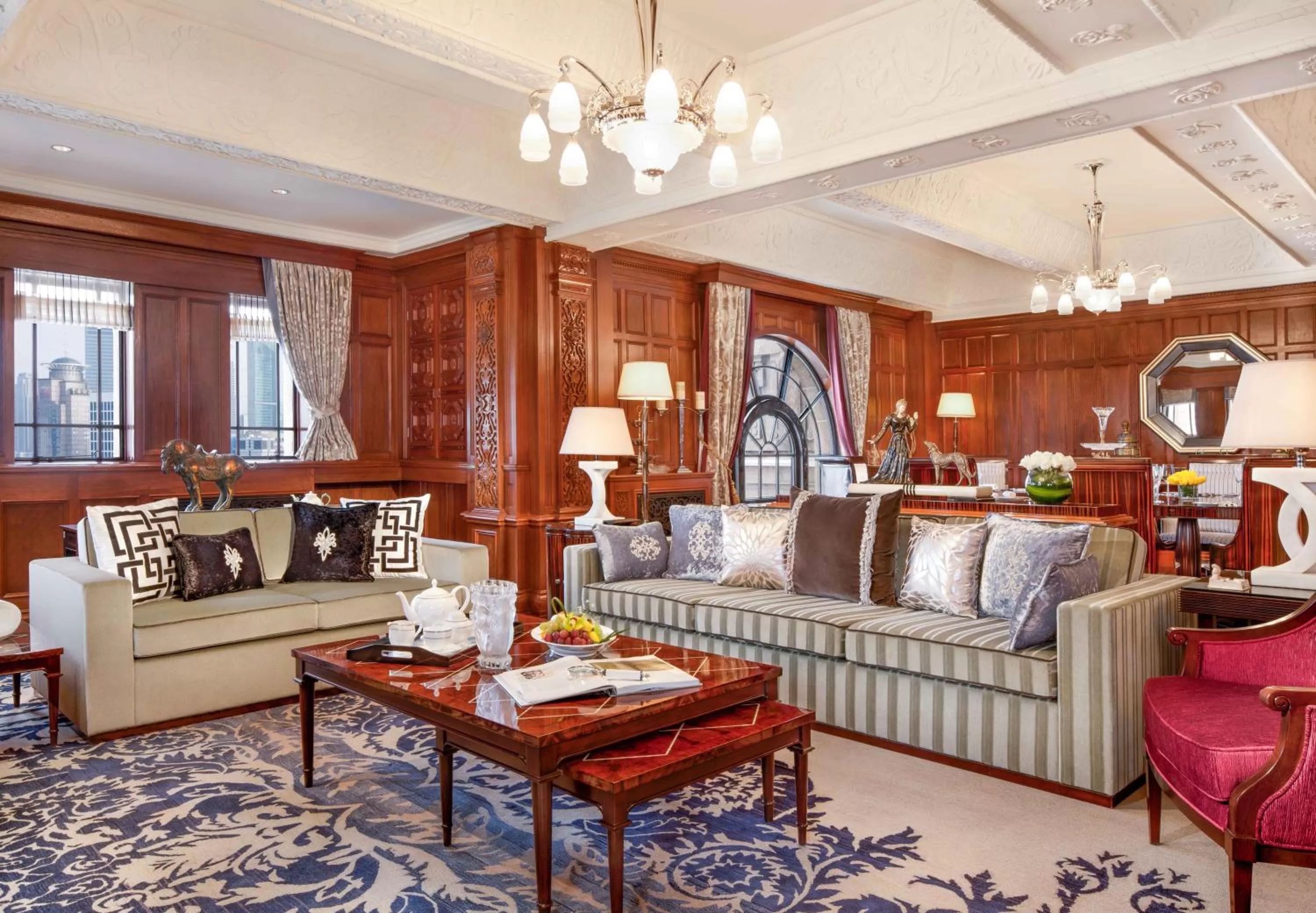 Living room in Fairmont Peace Hotel on the Bund