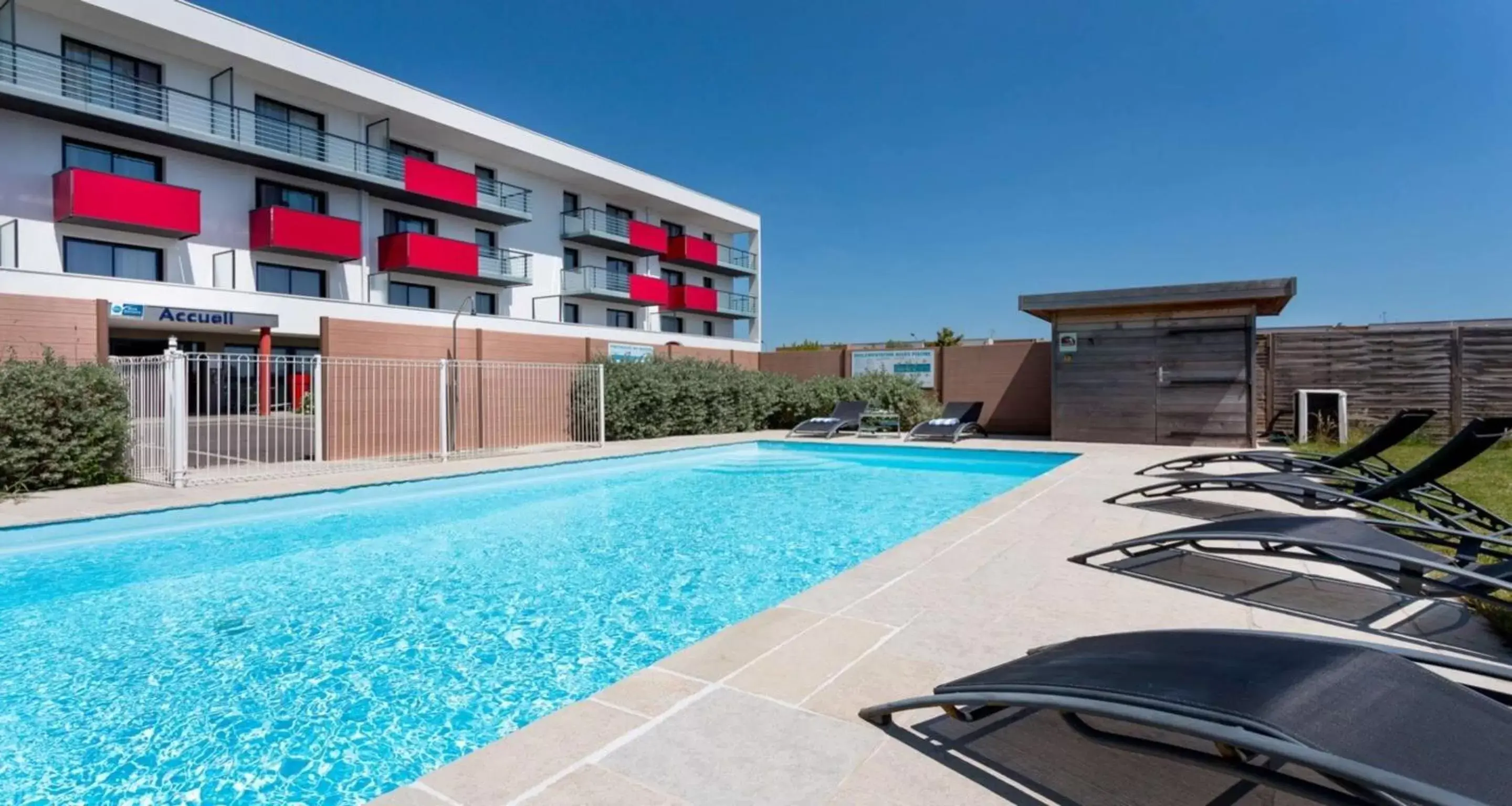 Pool view, Property Building in Best Western Les Aureliades