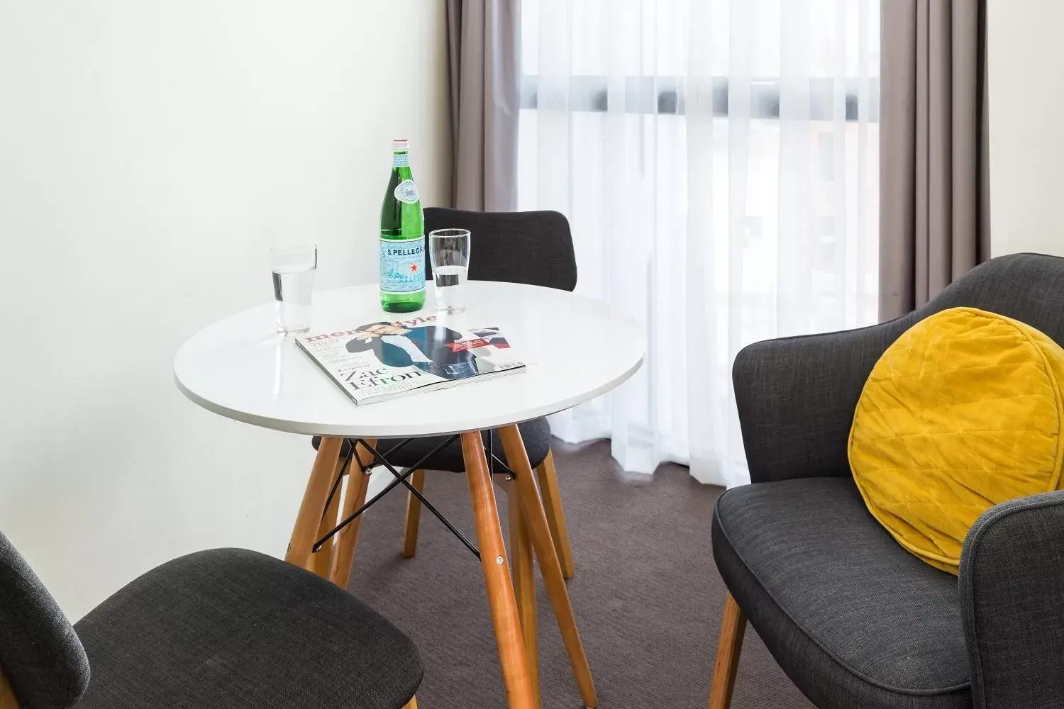 Dining area, Seating Area in City Edge North Melbourne Apartment Hotel