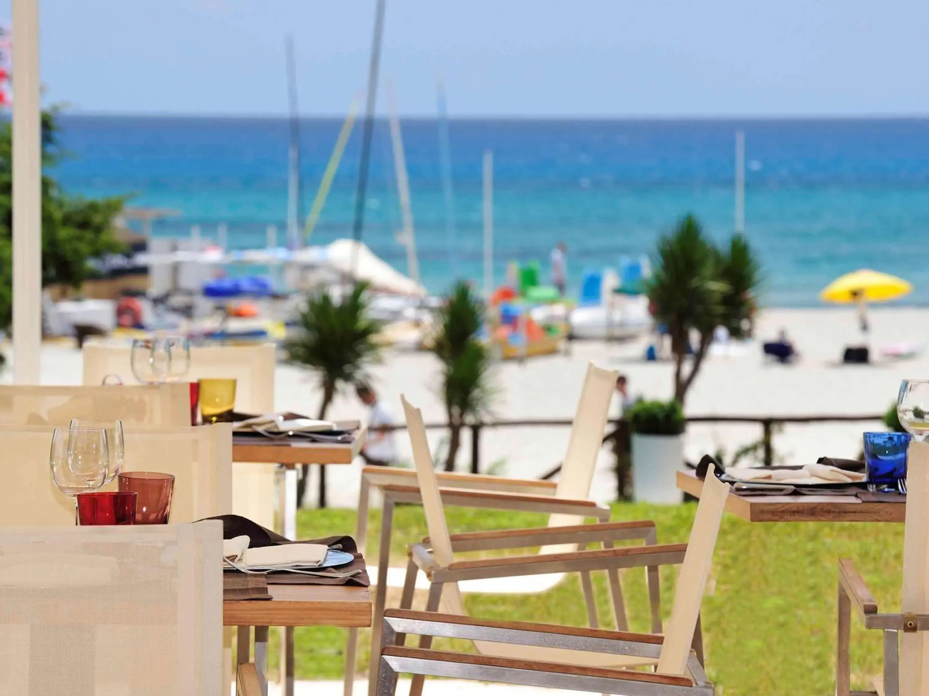 Lounge or bar, Restaurant/Places to Eat in Pullman Timi Ama Sardegna