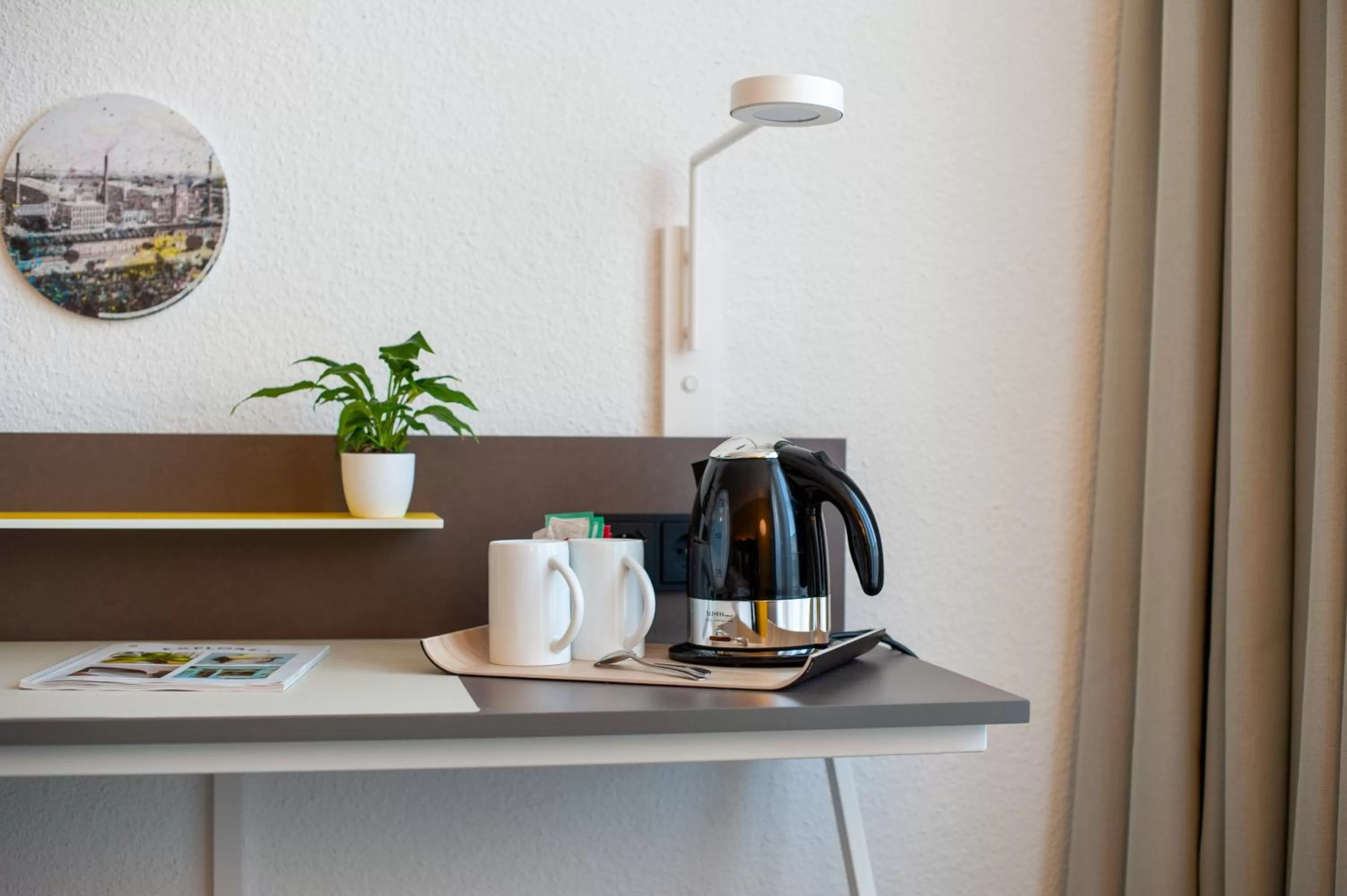 Coffee/tea facilities in Vienna House Easy by Wyndham Leipzig