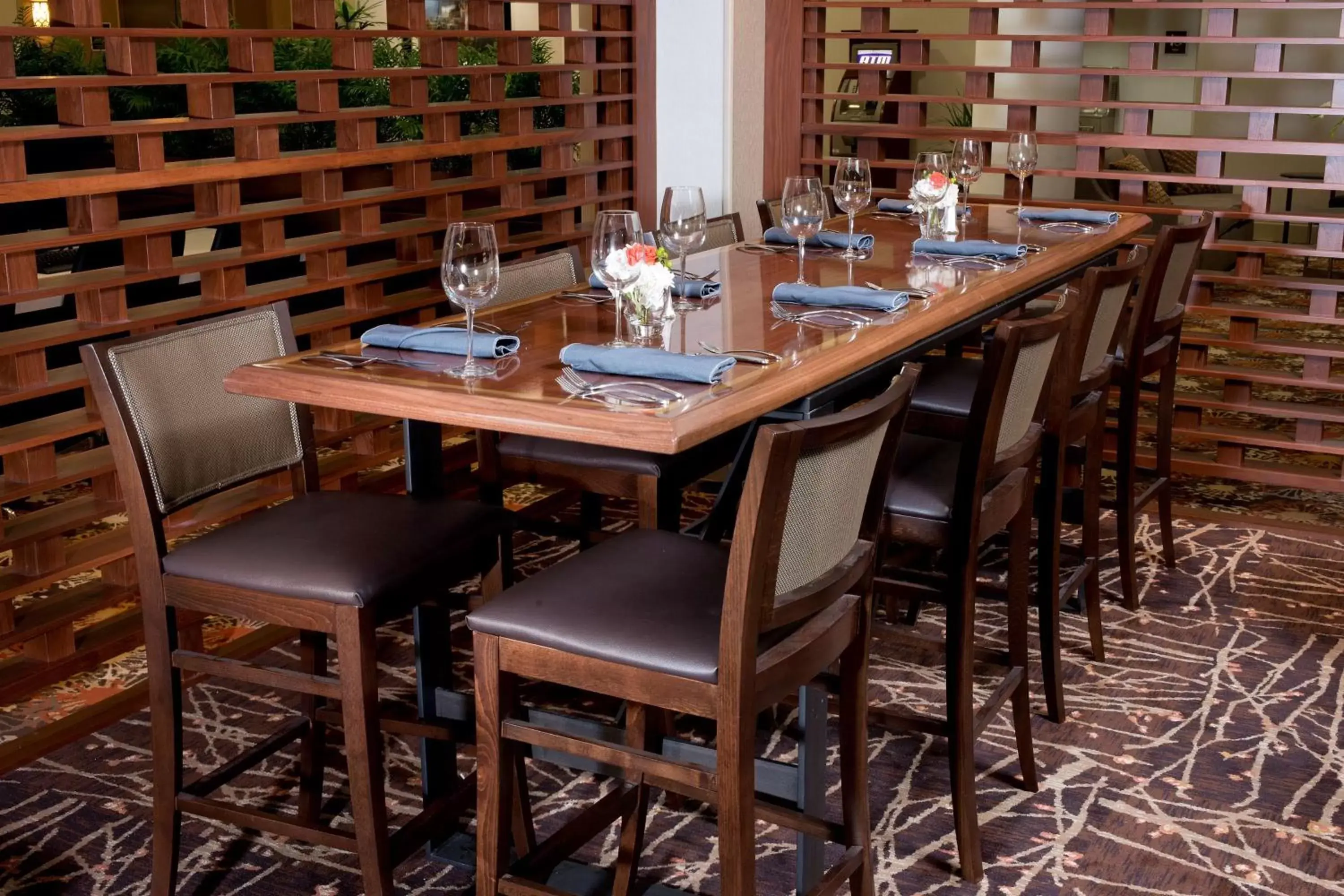 Restaurant/places to eat in DoubleTree by Hilton Lafayette Restaurant/places to eat in DoubleTree by Hilton Lafayette