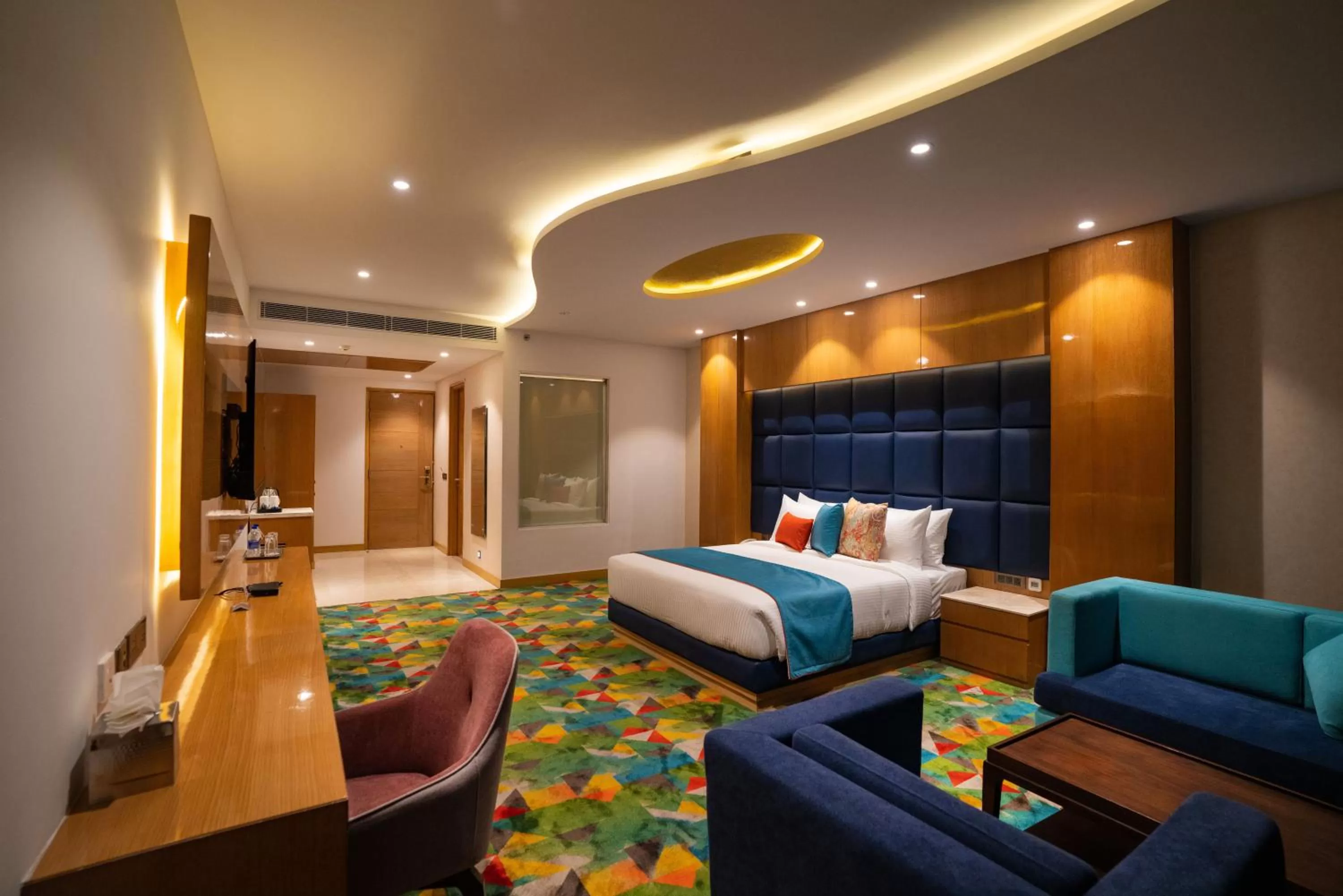 Photo of the whole room, Bed in Ramada Plaza by Wyndham Jammu Vijaypur