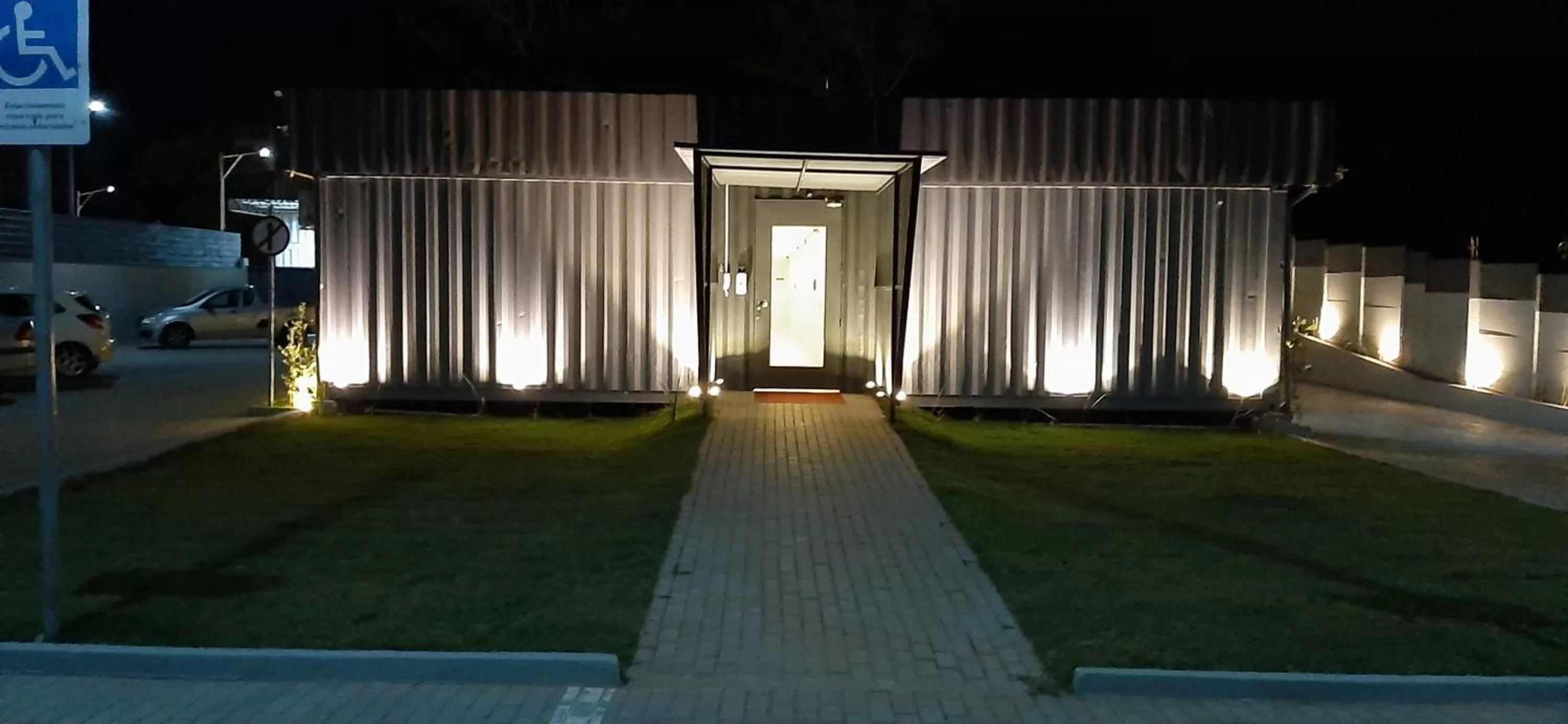 Facade/entrance in Green It Motel & Hotel