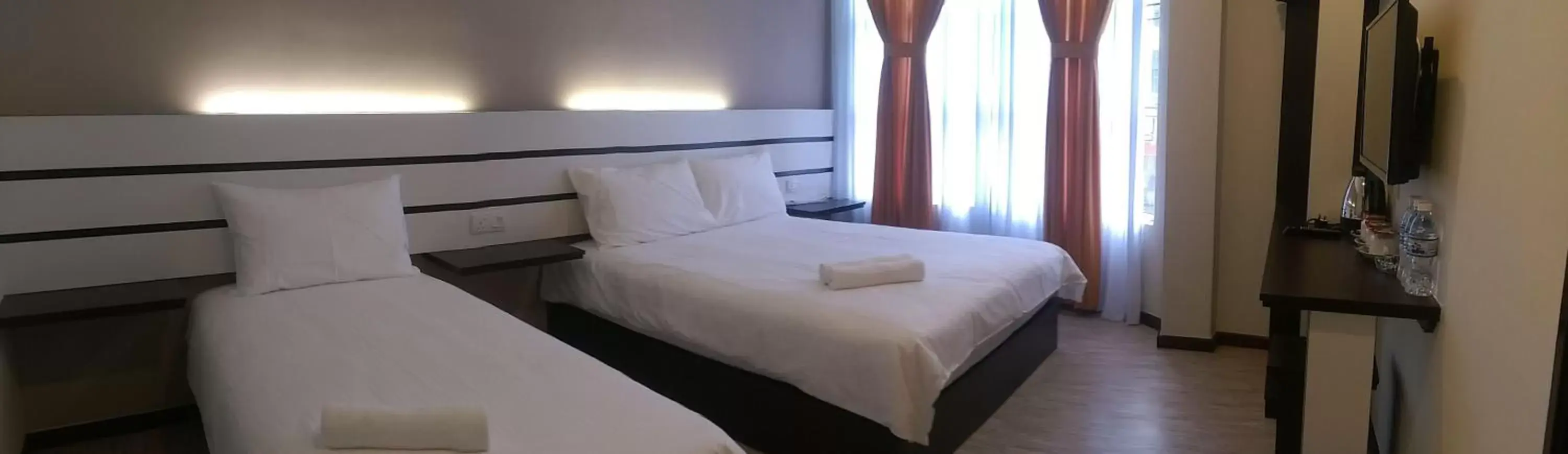 Bed in Grand Kapar Hotel Kuala Selangor