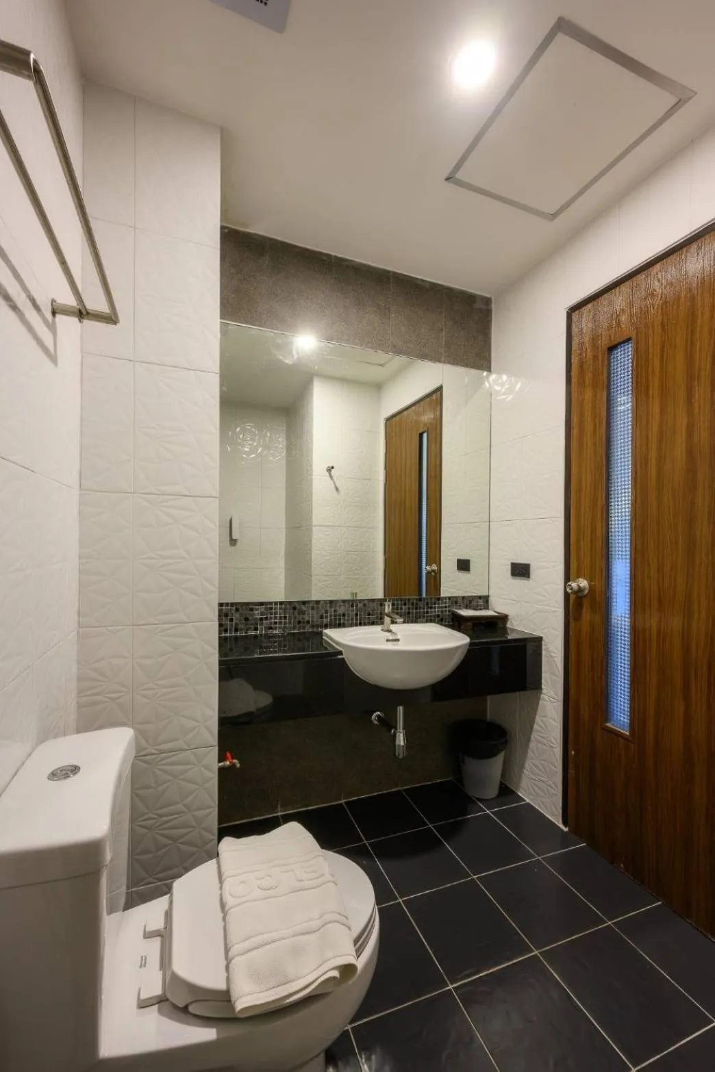 Bathroom in Phuket Airport Place