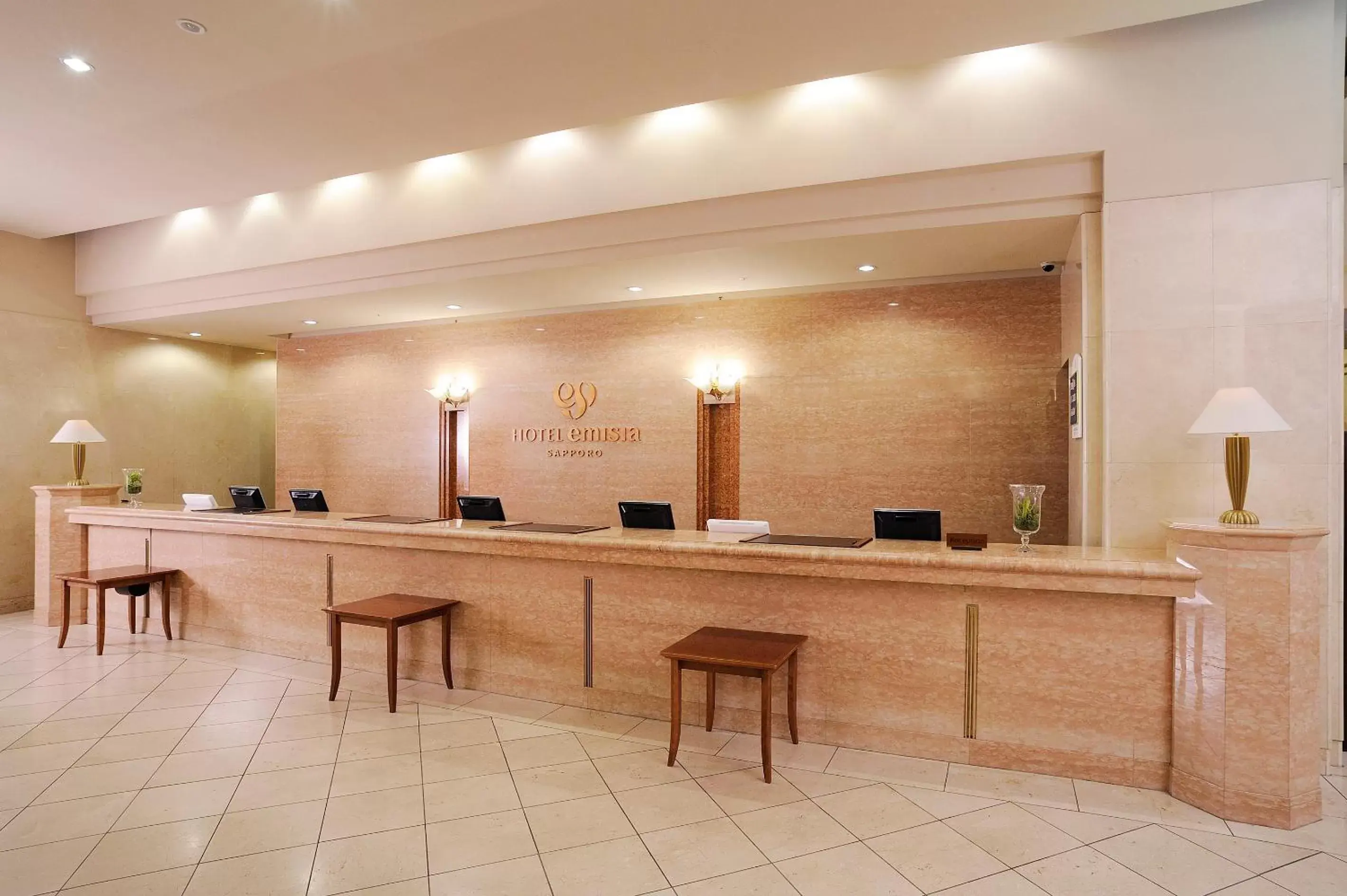 Lobby or reception in Hotel Emisia Sapporo