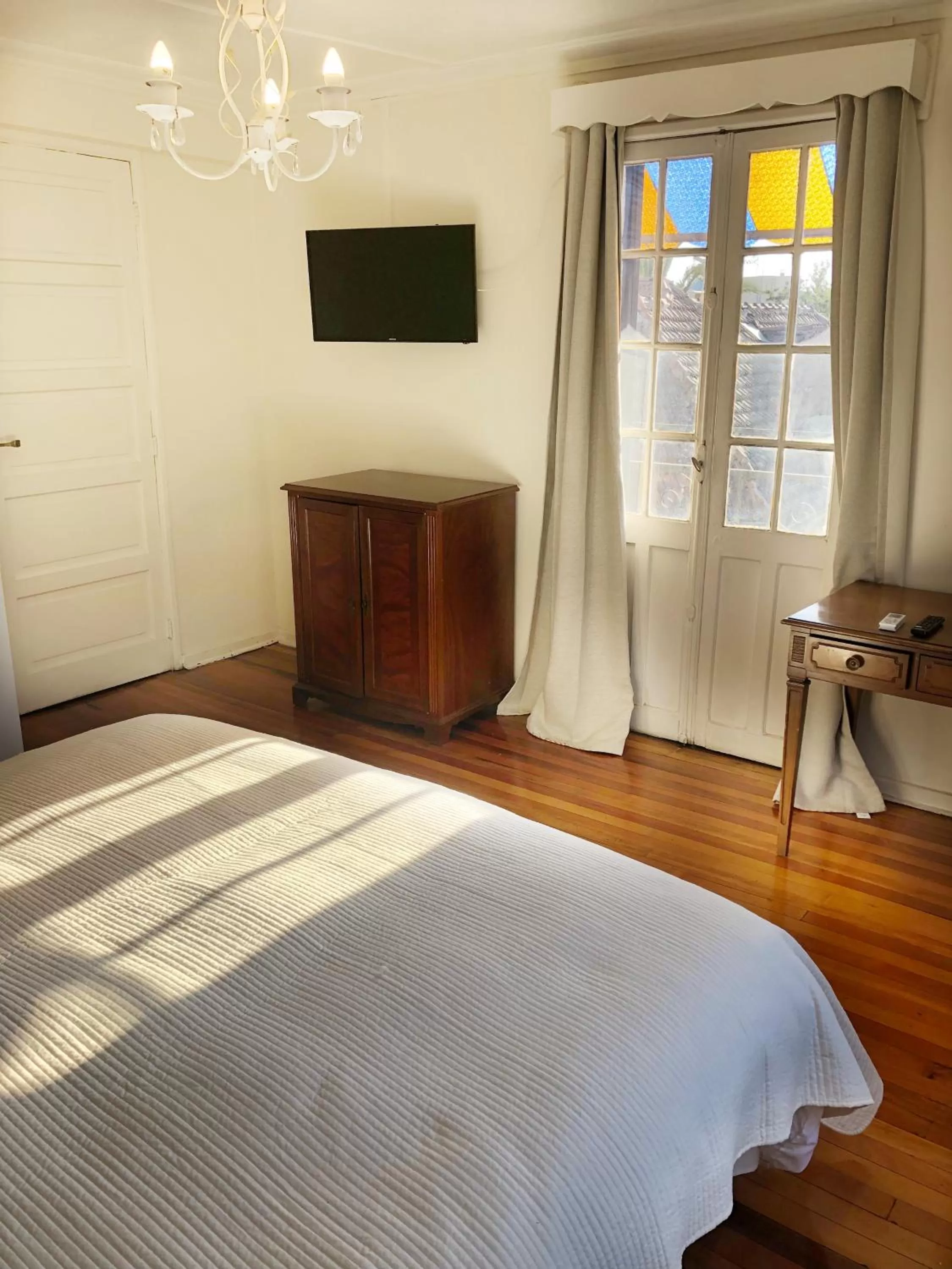 TV/Entertainment Center in Casa Ryan