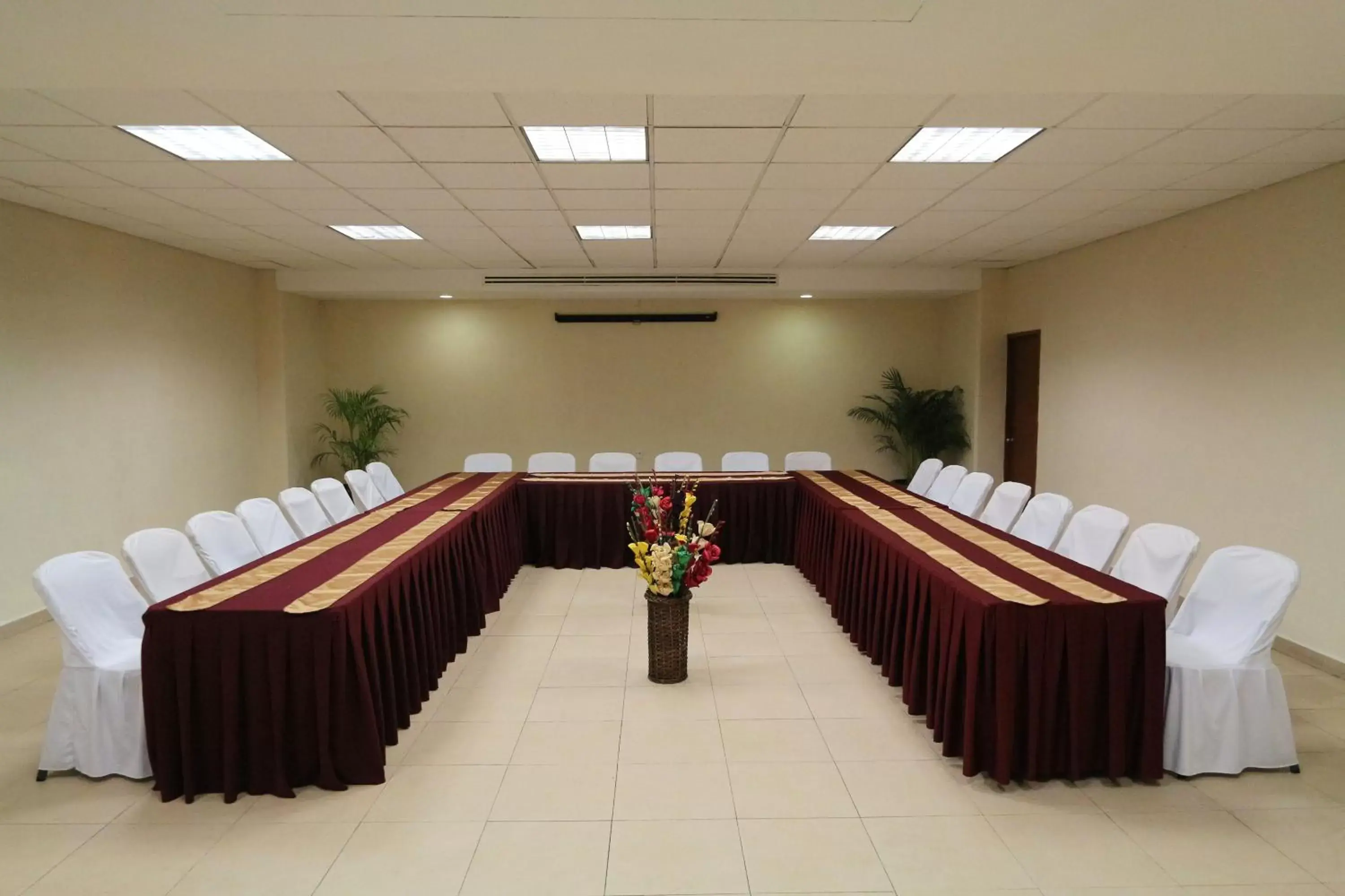 Banquet/Function facilities in Amarea Hotel Acapulco