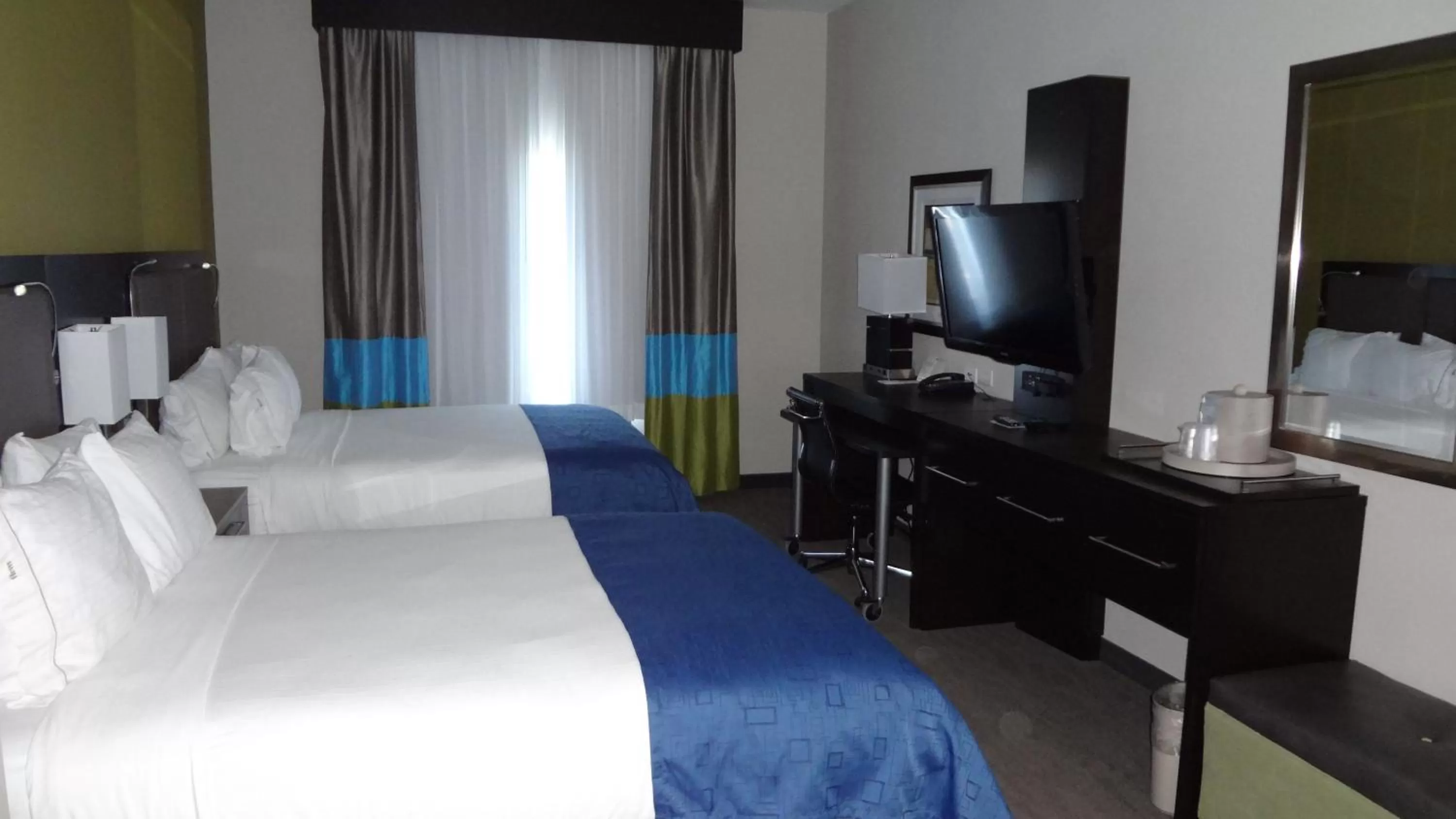 Photo of the whole room in Holiday Inn Express El Reno by IHG