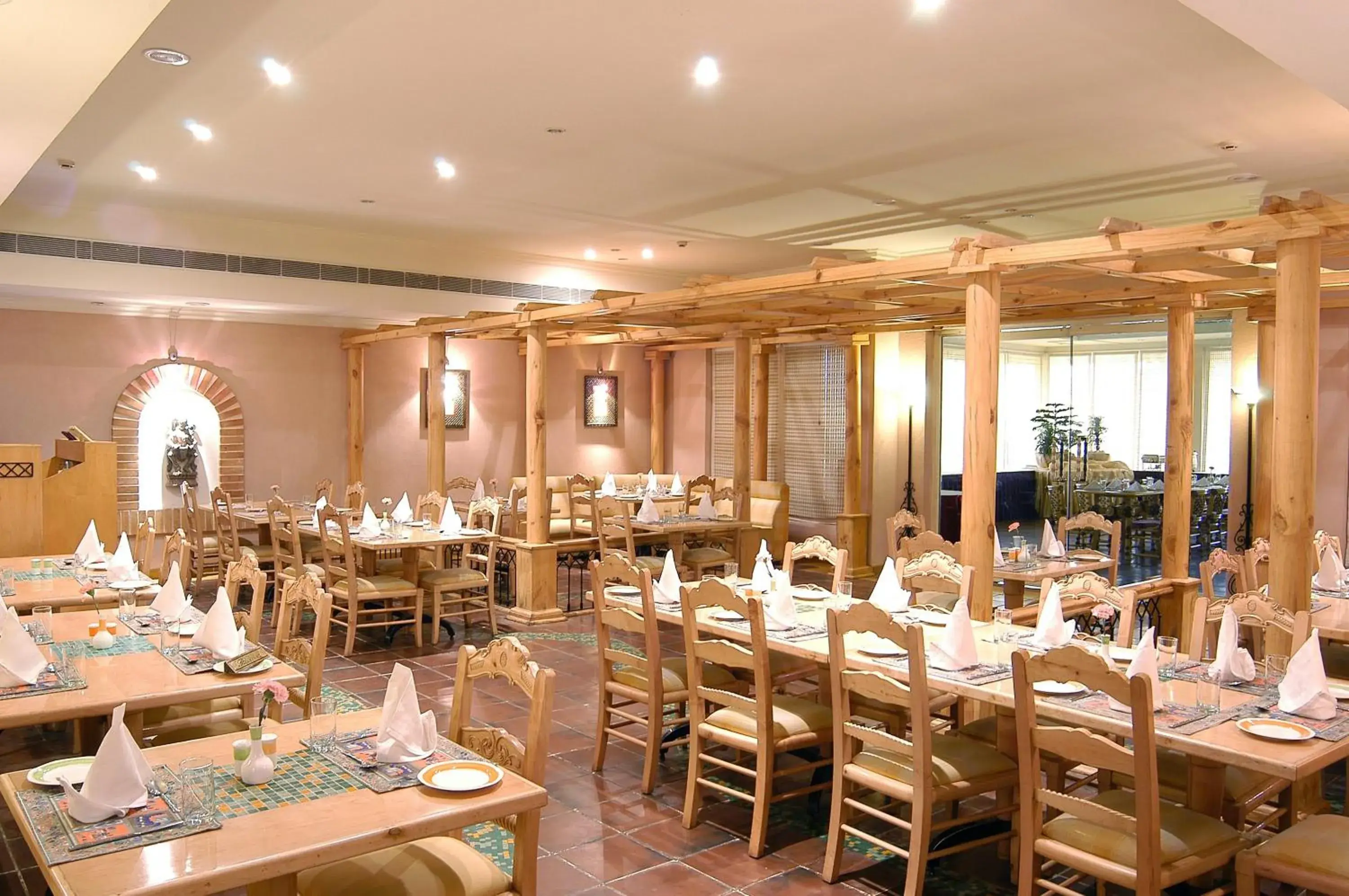 Restaurant/places to eat in KK Royal Hotel & Convention Centre Restaurant/places to eat in KK Royal Hotel & Convention Centre