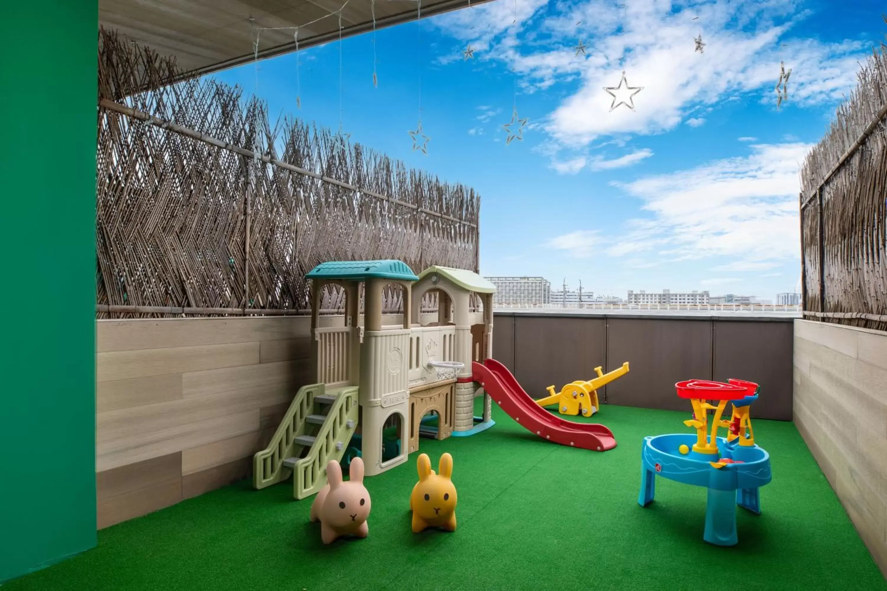 Photo of the whole room, Children's Play Area in Courtyard by Marriott Shanghai International Tourism and Resorts Zone