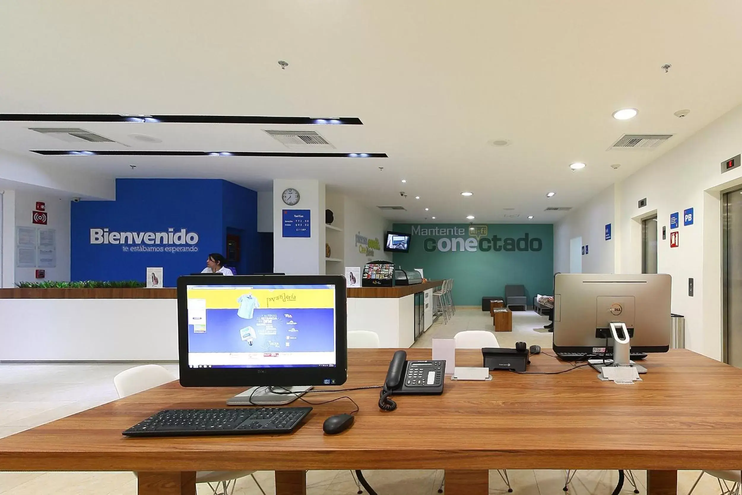 Business facilities in One Oaxaca Centro