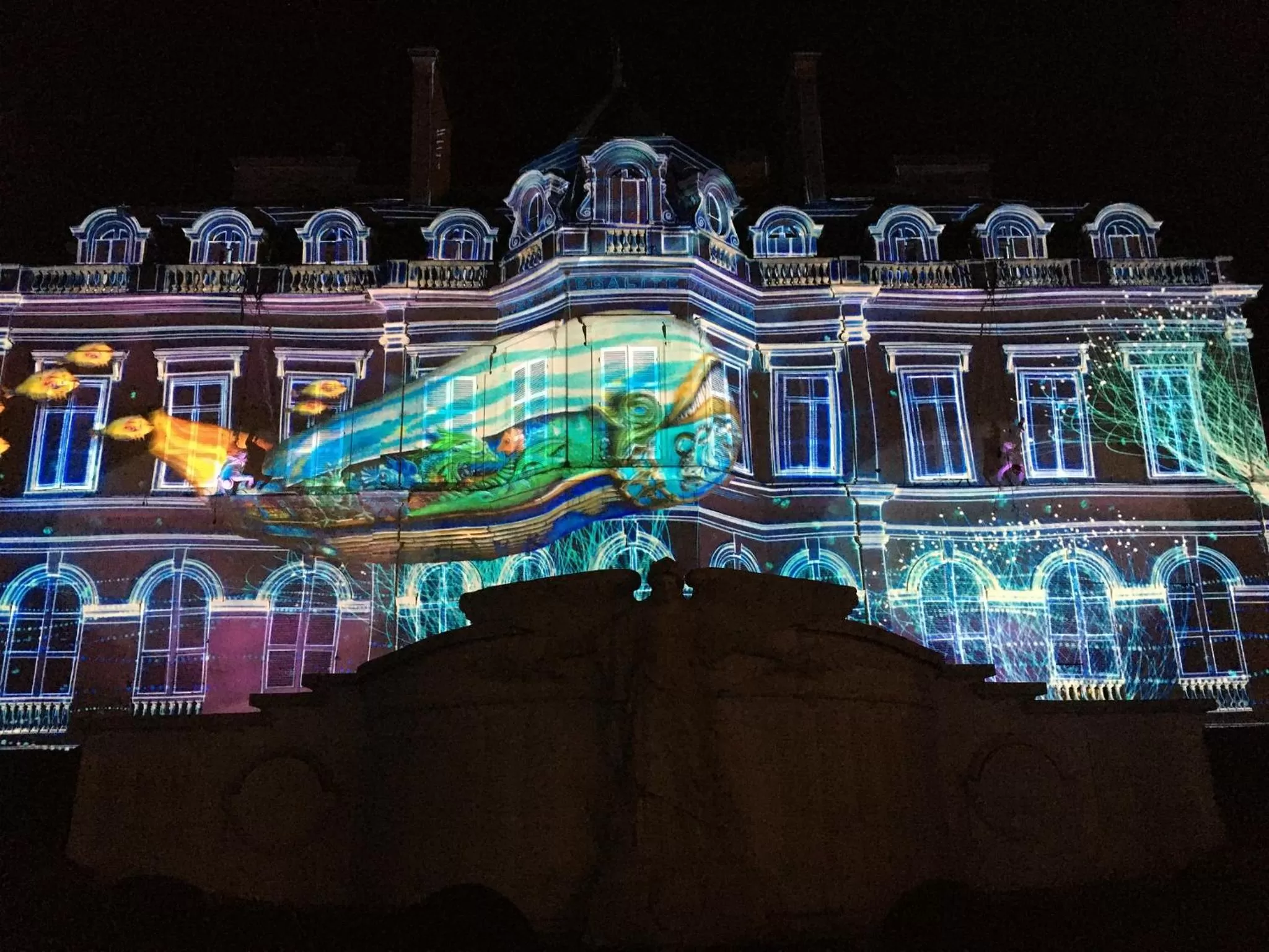 Nearby landmark in Hotel de Champagne